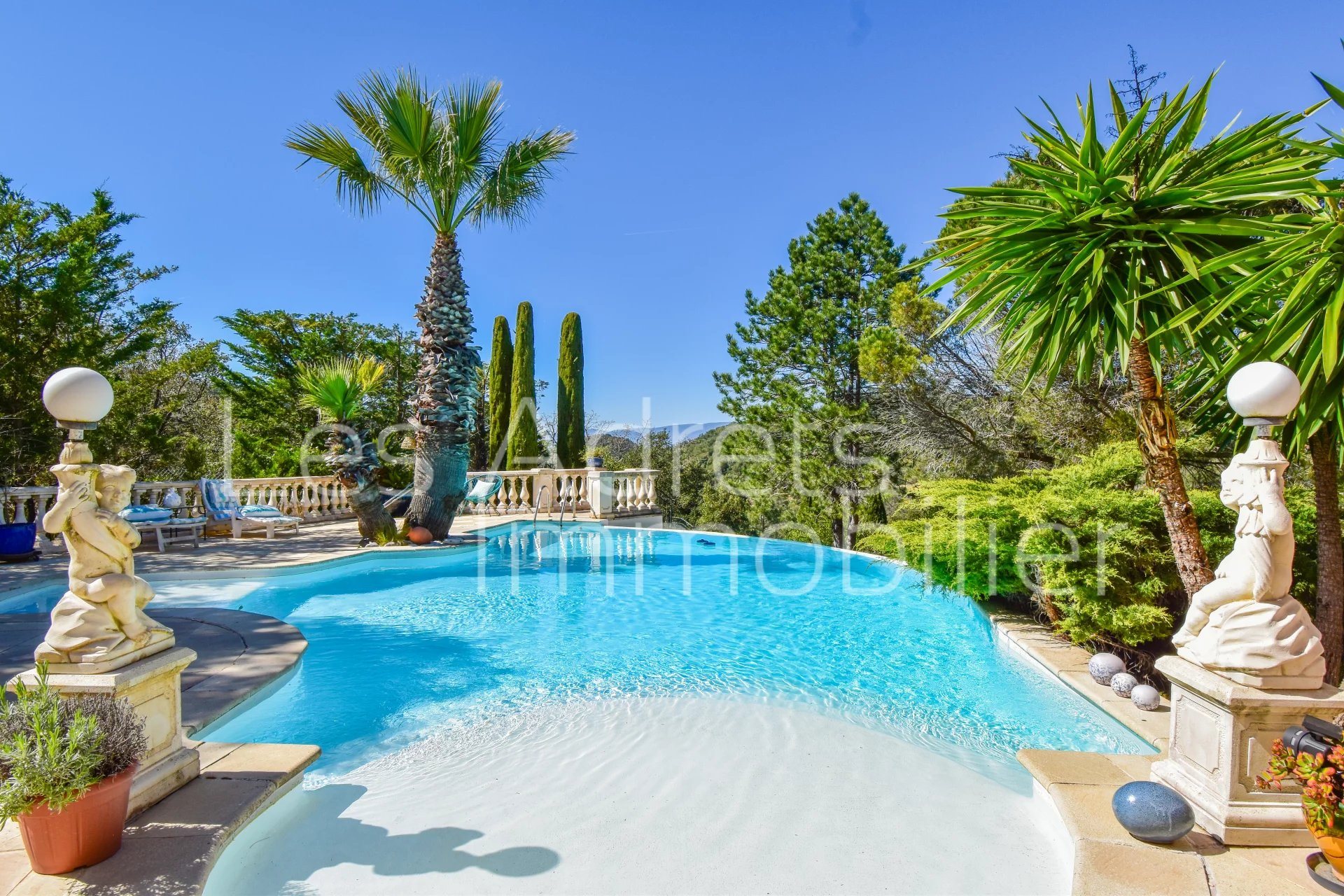 Maison à vendre, 204m², Les Adrets-de-l'Estérel