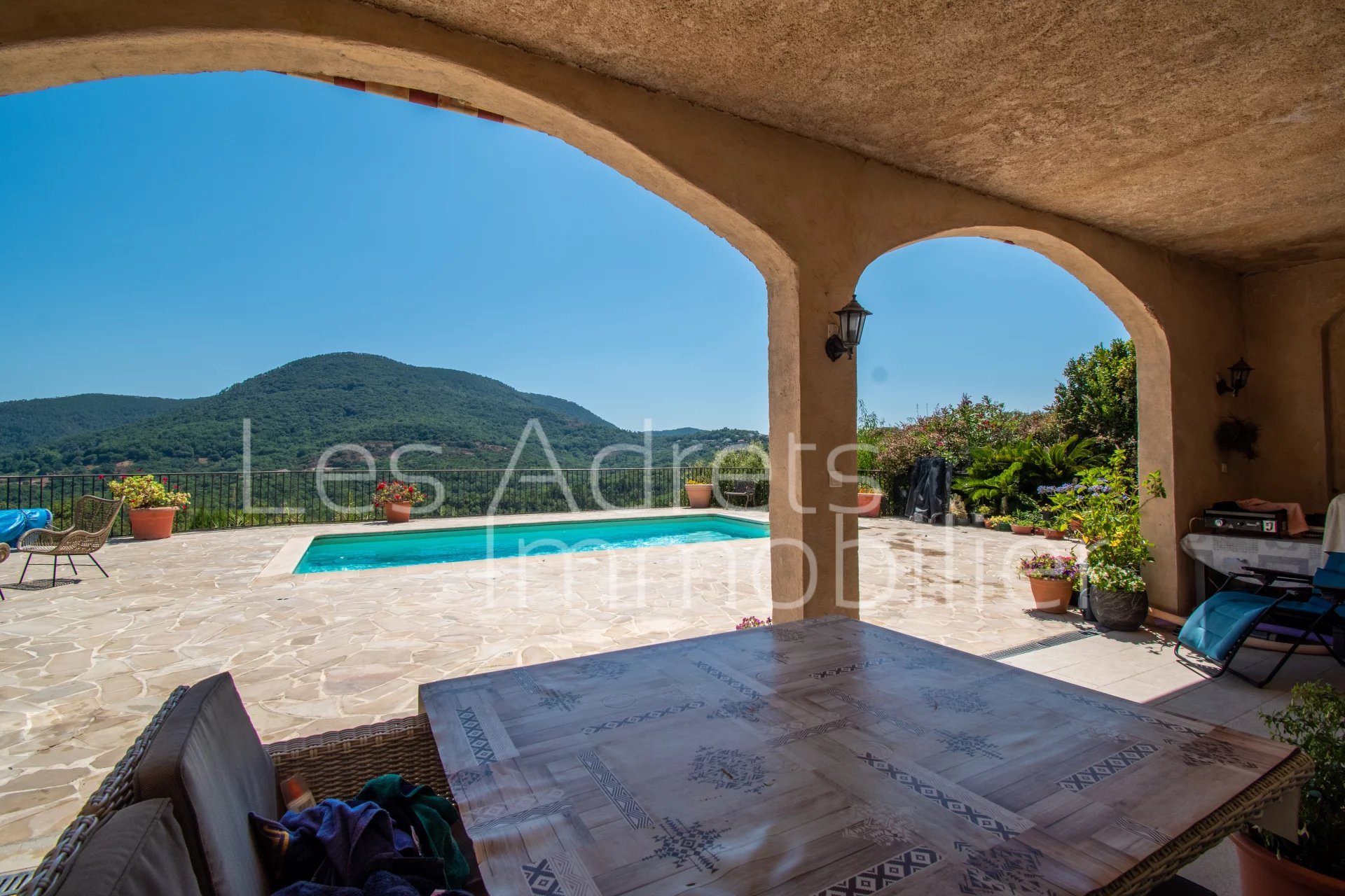 Maison à vendre, 245m², Les Adrets-de-l'Estérel