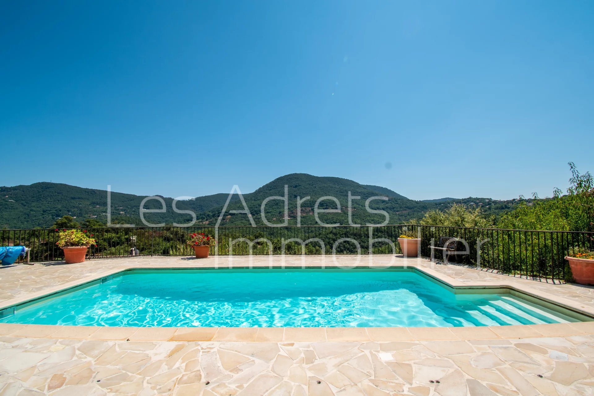 Maison à vendre, 245m², Les Adrets-de-l'Estérel