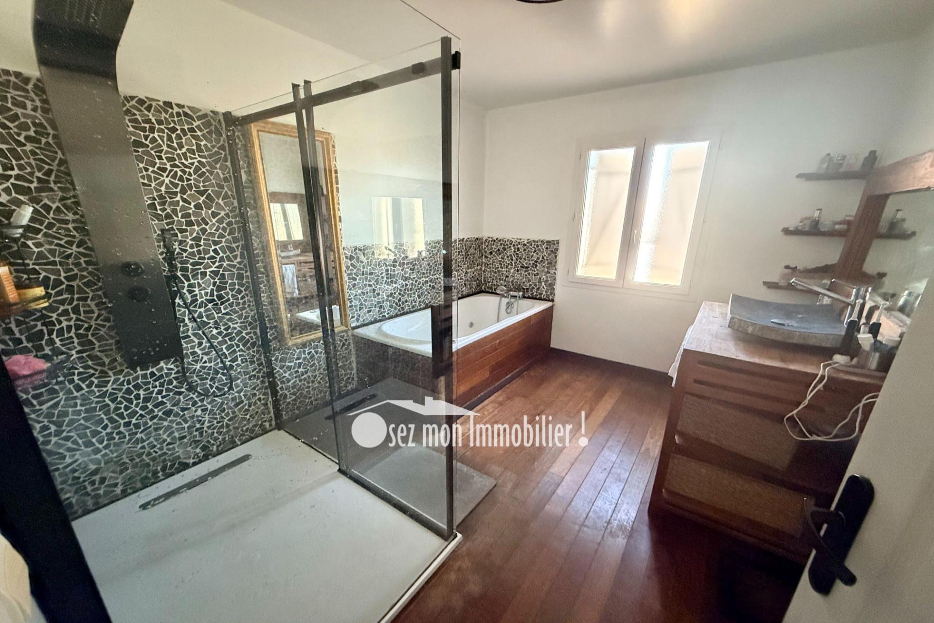 Maison à vendre, 118m², Gruissan