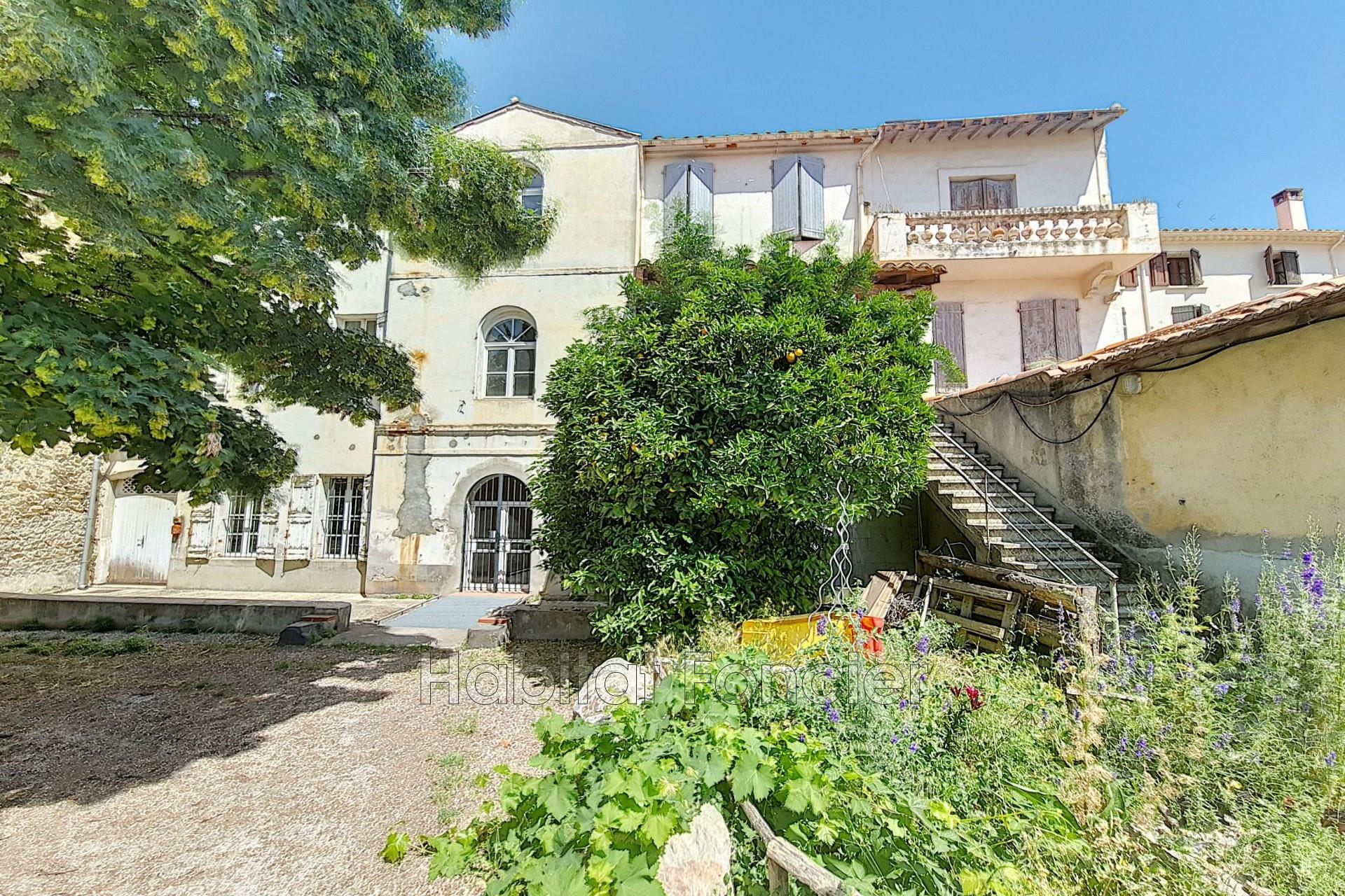 Maison à vendre, 880m², Prades
