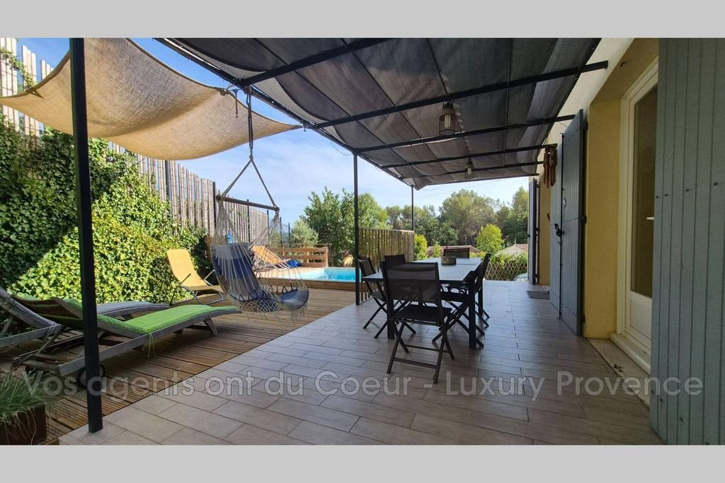 Maison à vendre, 92m², Rousset
