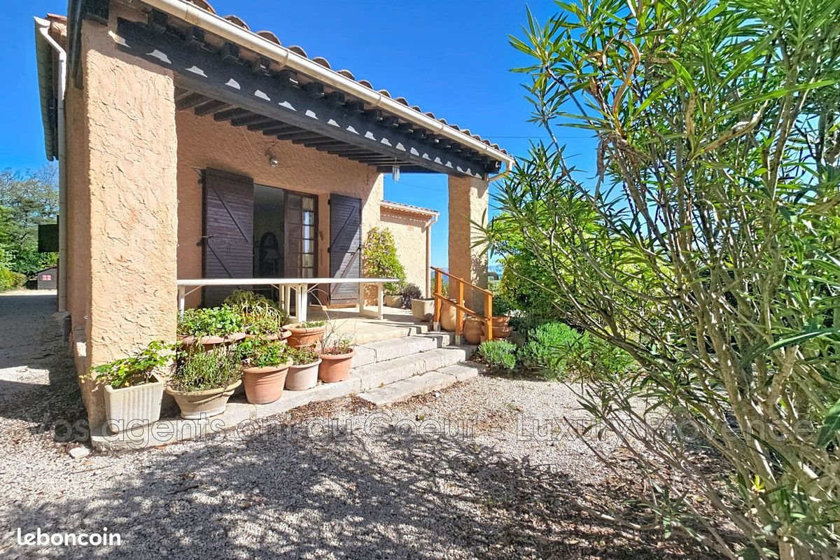 Maison à vendre, 135m², Mimet