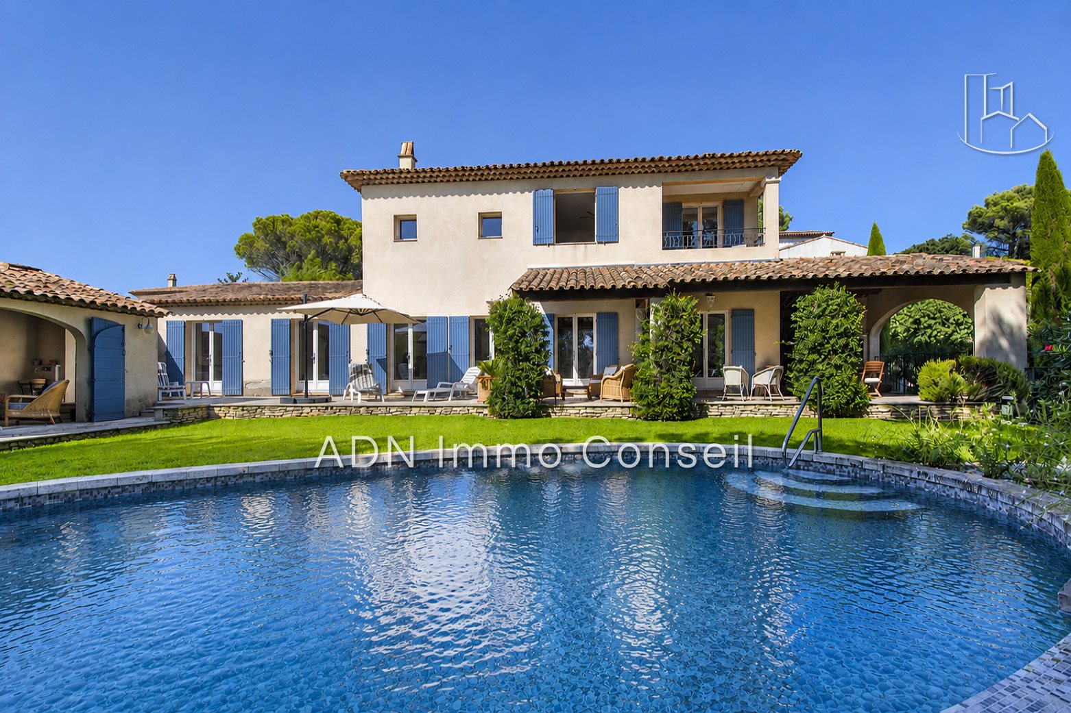 Maison à vendre, 193m², Mallemort
