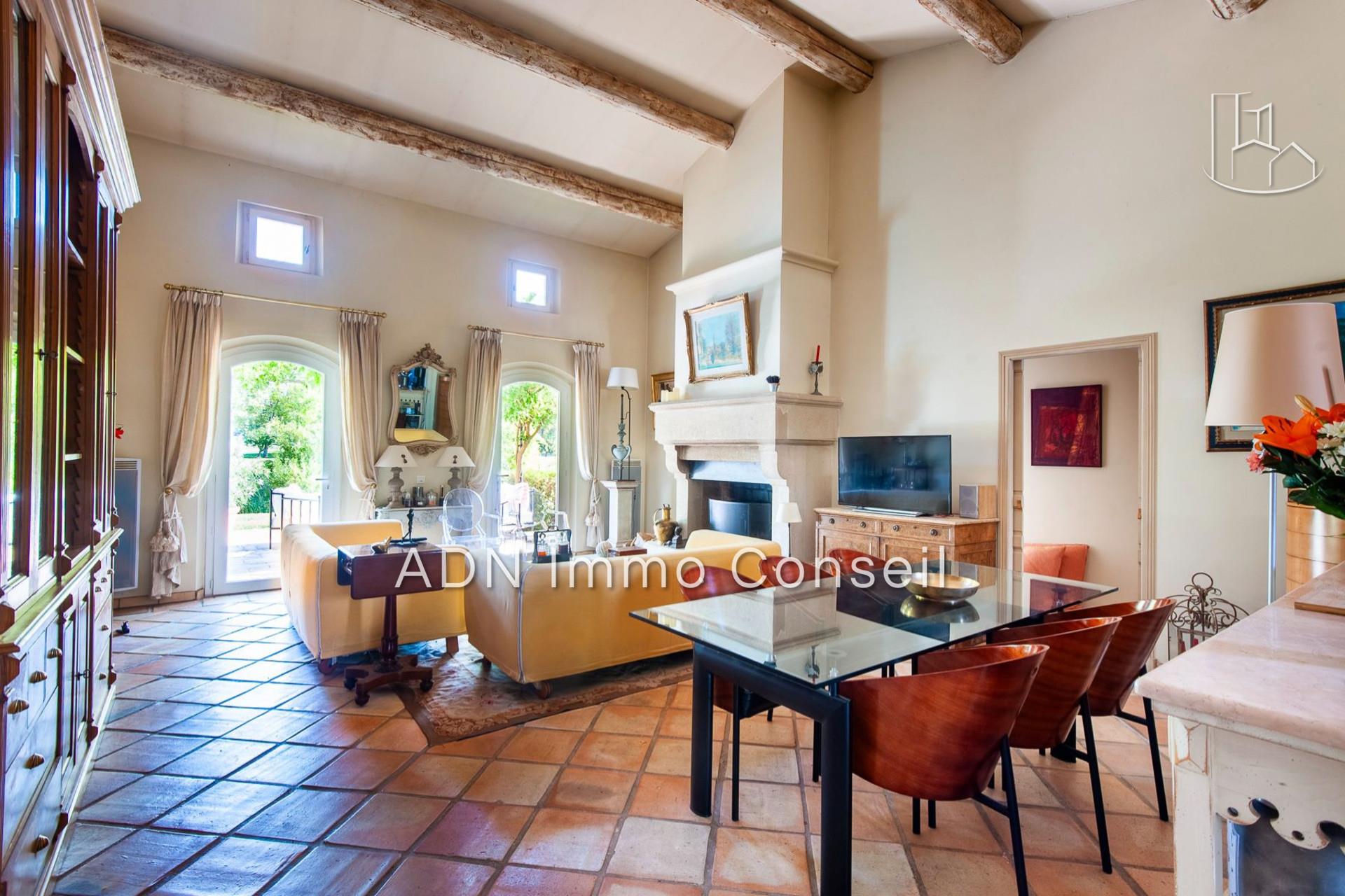 Maison à vendre, 149m², Mallemort