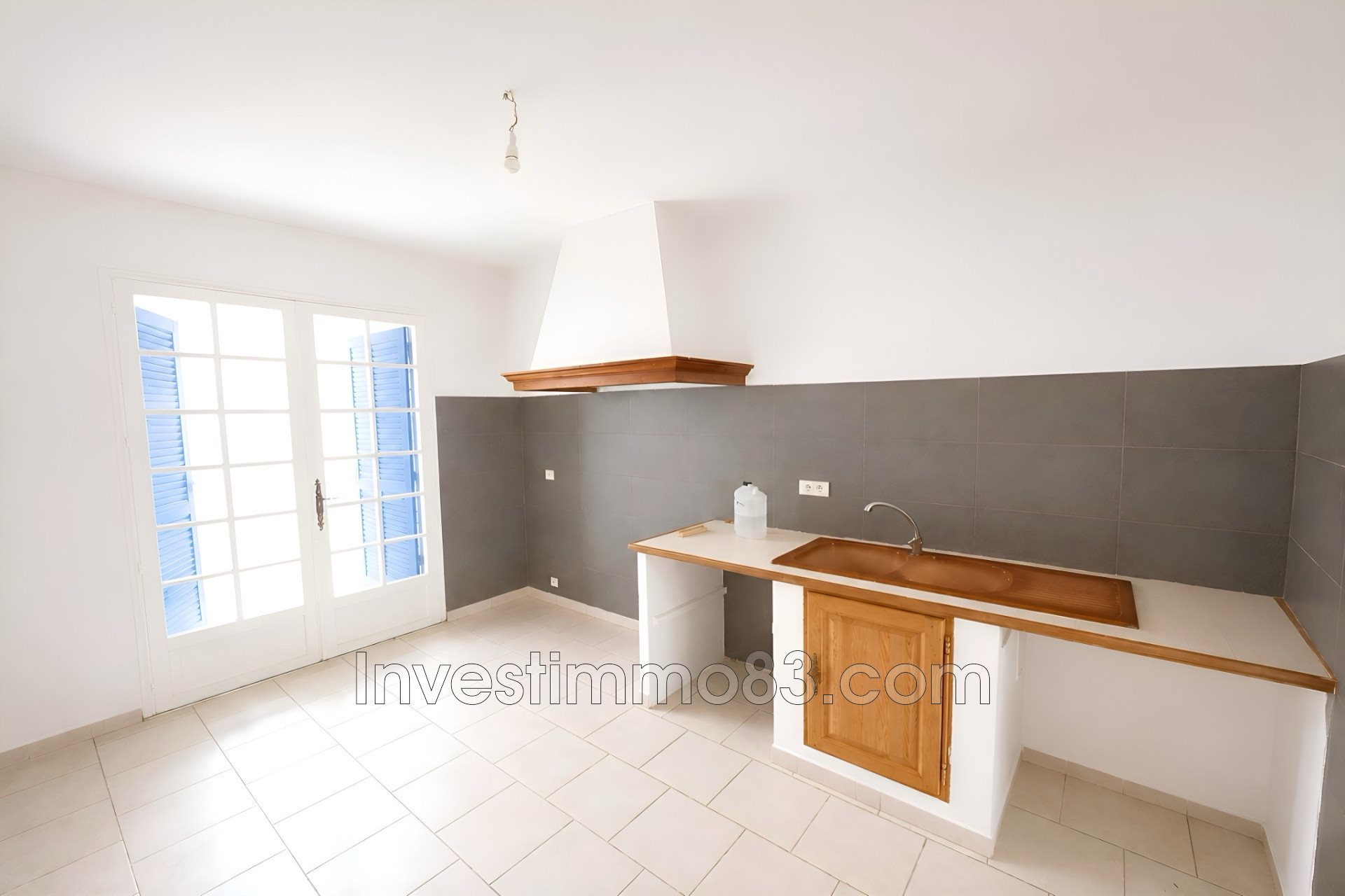 Maison à vendre, 120m², Saint-Maximin-la-Sainte-Baume