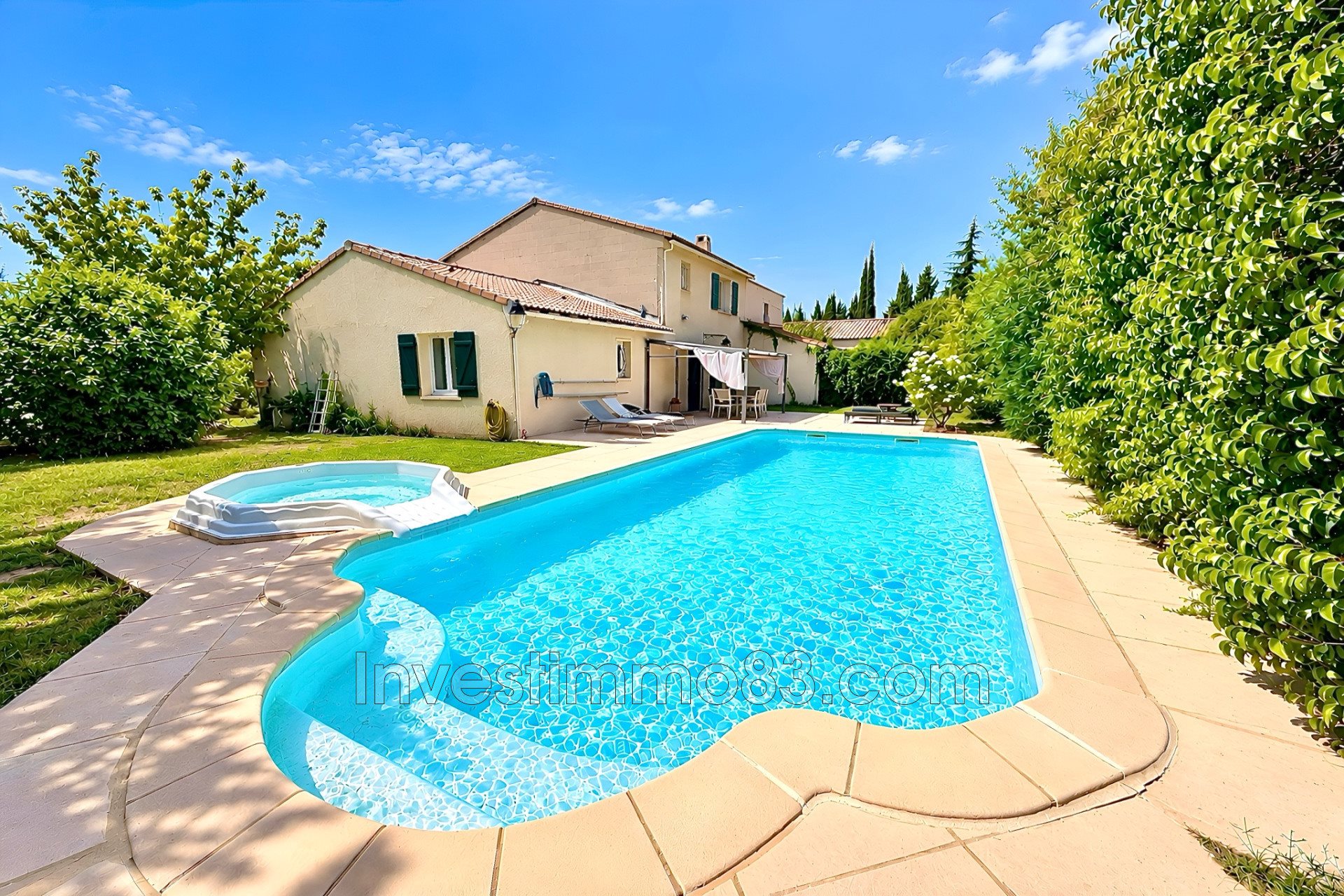 Maison à vendre, 200m², Pourrières
