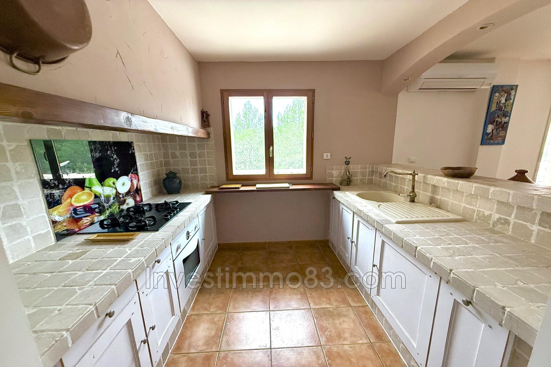 Maison à vendre, 236m², Lorgues