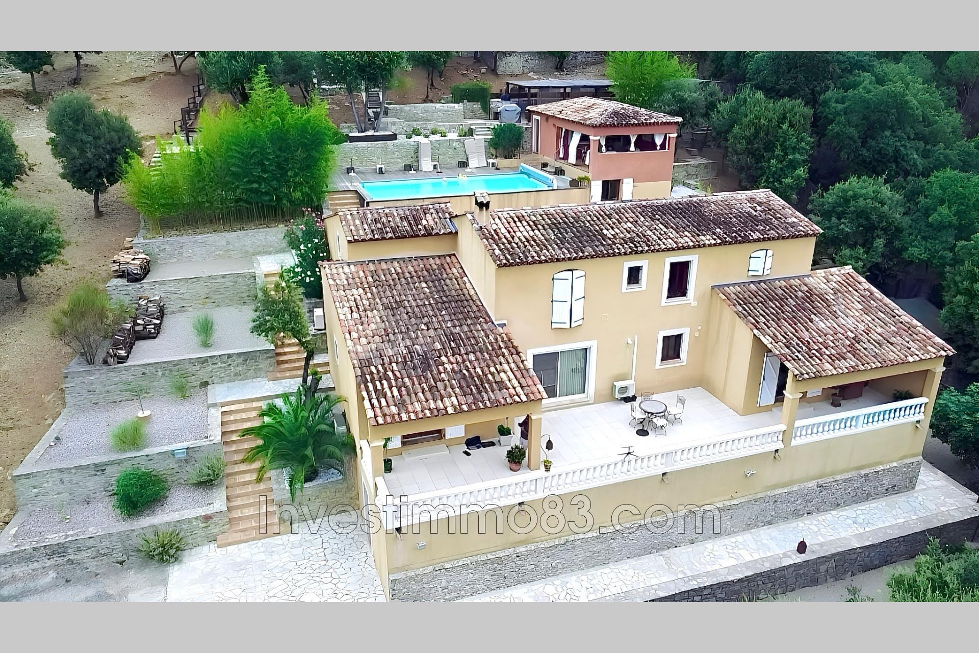 Maison à vendre, 236m², Lorgues