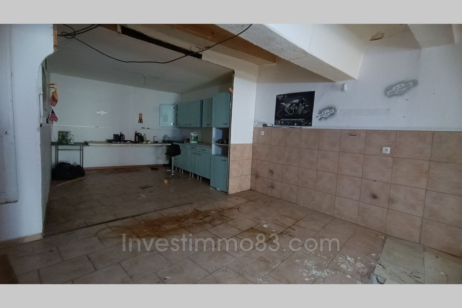 Maison à vendre, 280m², La Roquebrussanne
