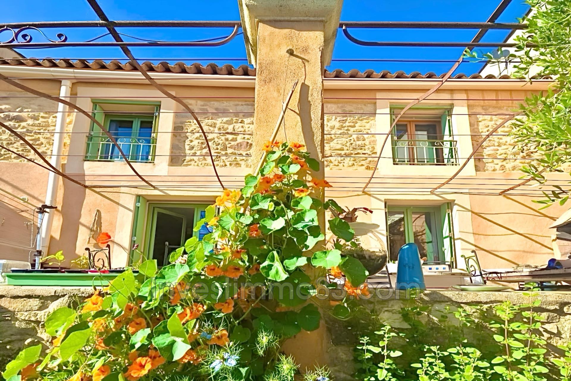Maison à vendre, 100m², Pourrières