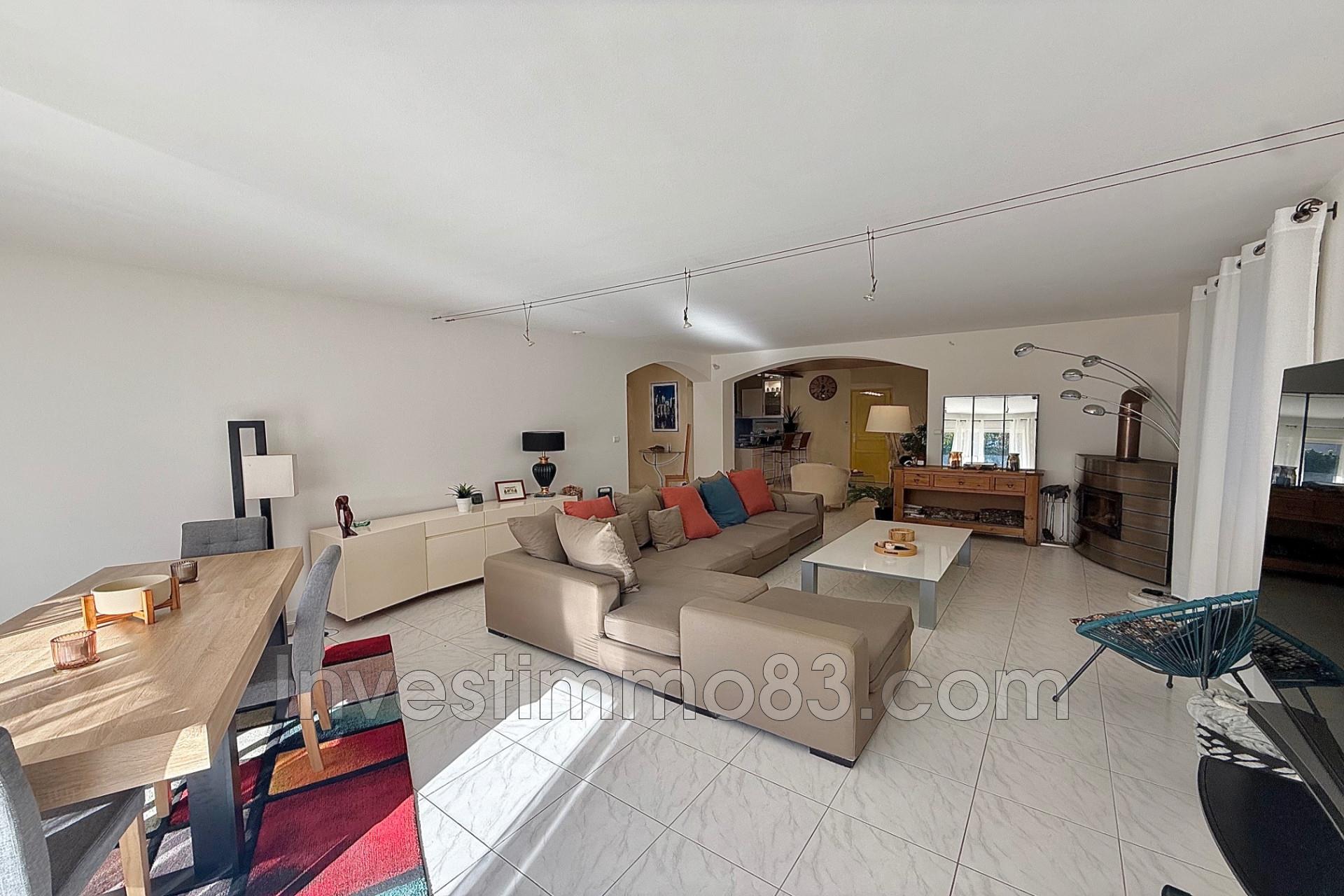 Maison à vendre, 230m², Gréasque