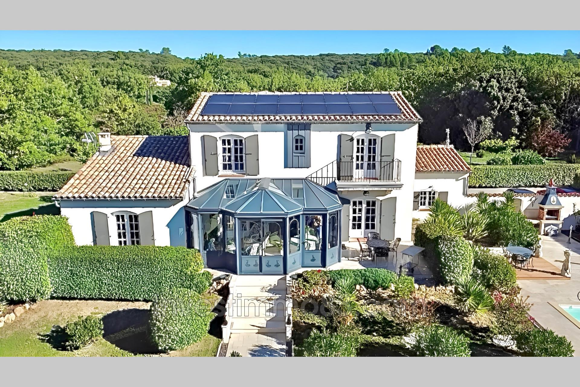 Maison à vendre, 207m², La Verdière