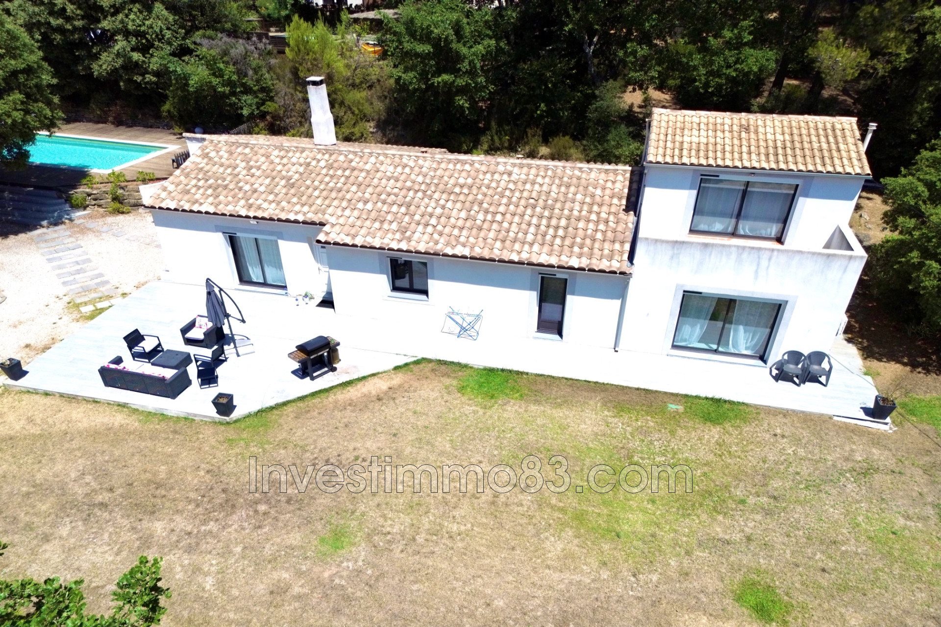 Maison à vendre, 165m², Pourrières
