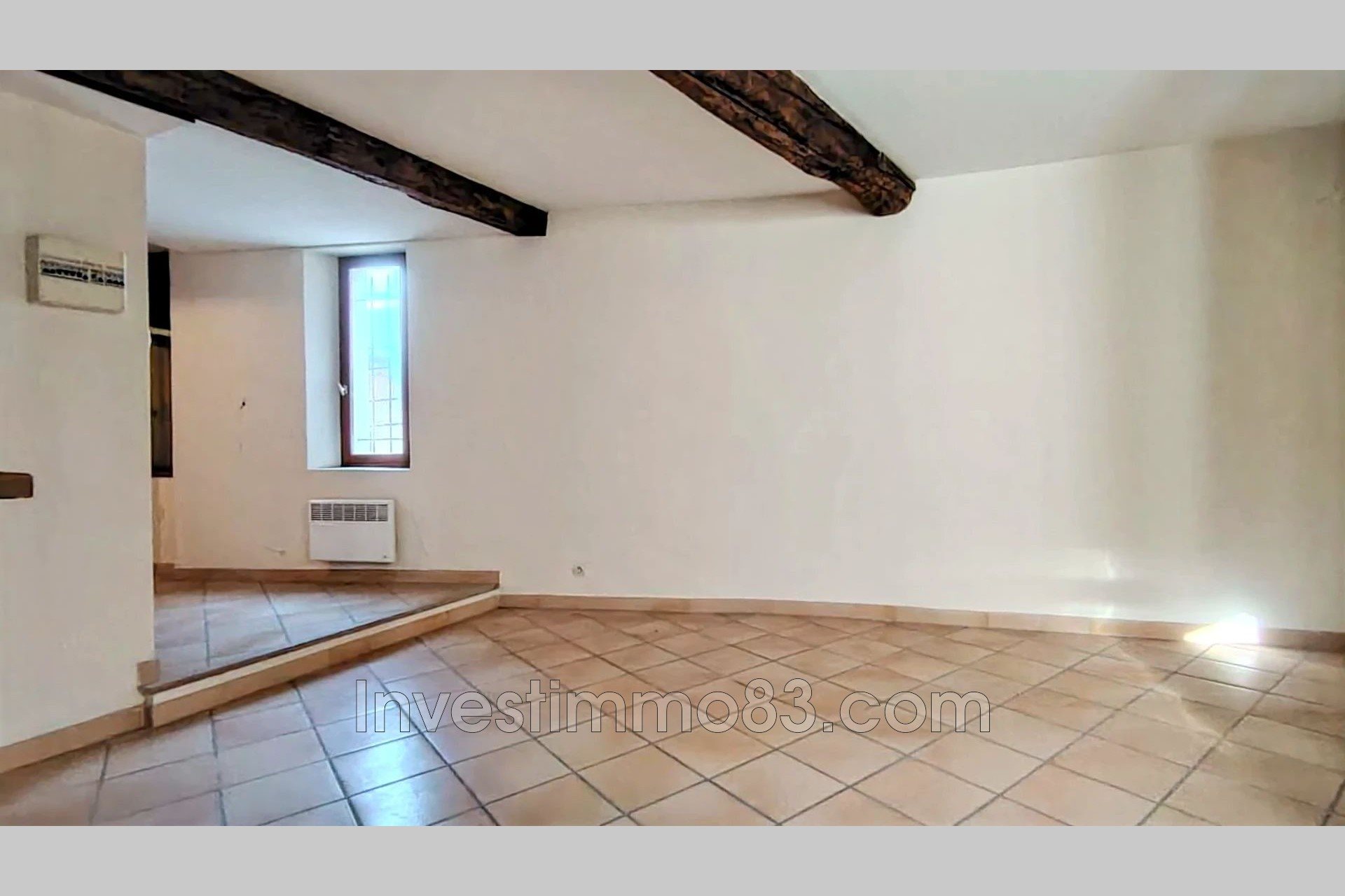Maison à vendre, 161m², Cuers