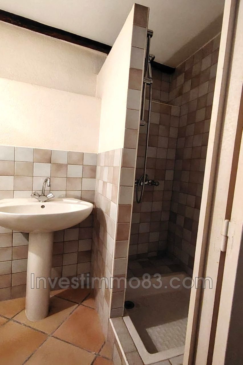 Maison à vendre, 161m², Cuers