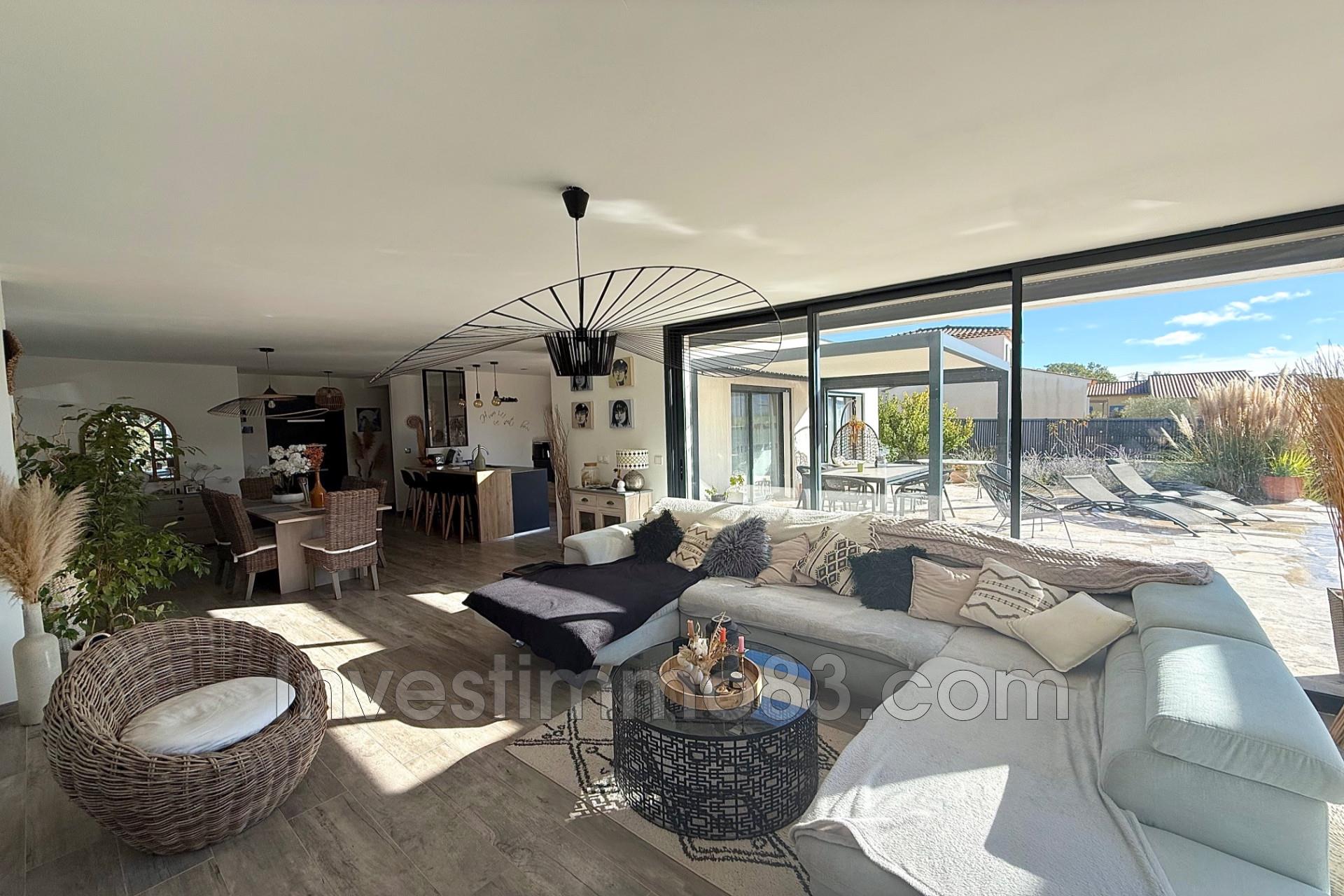 Maison à vendre, 130m², Pourrières