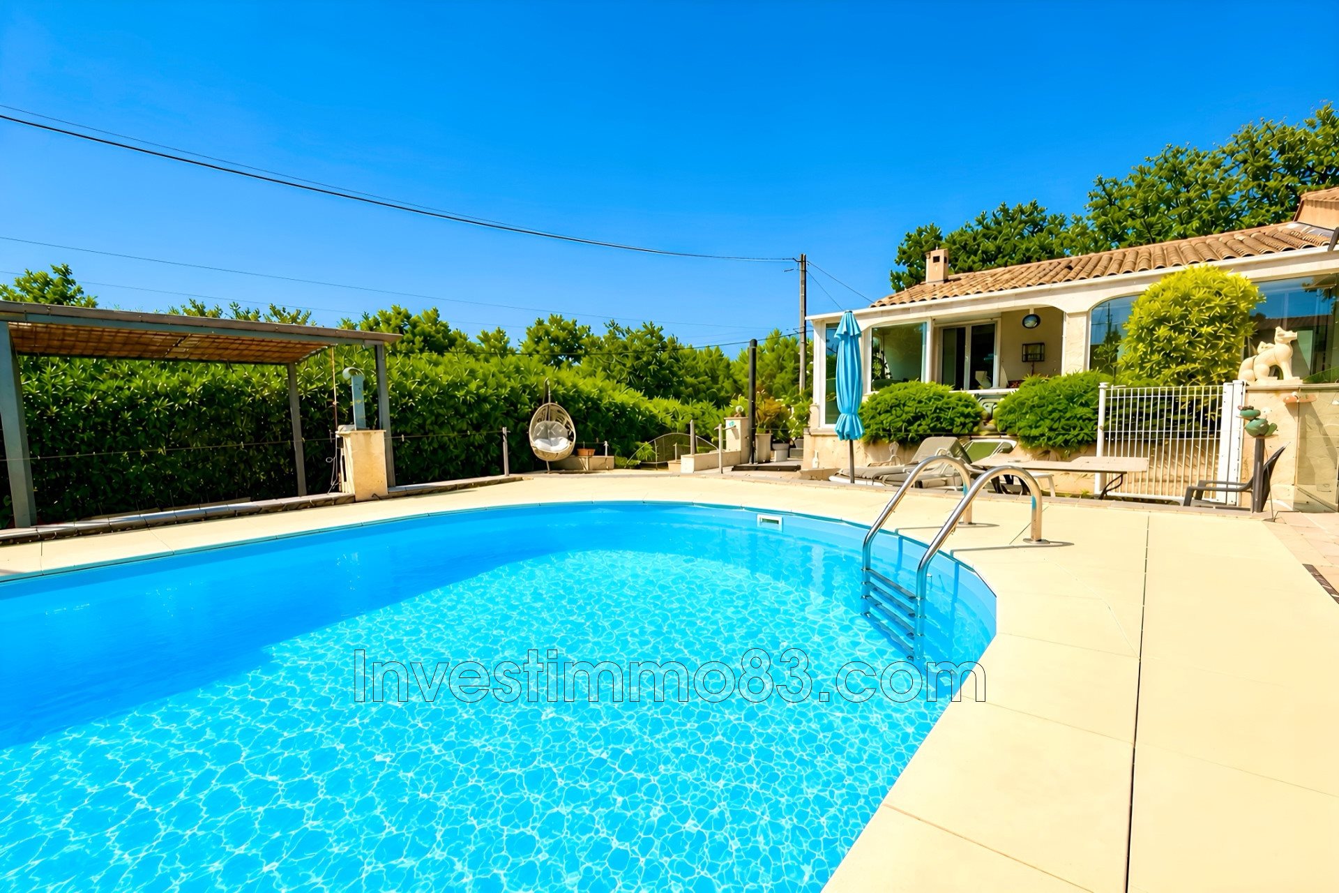 Maison à vendre, 150m², Rocbaron