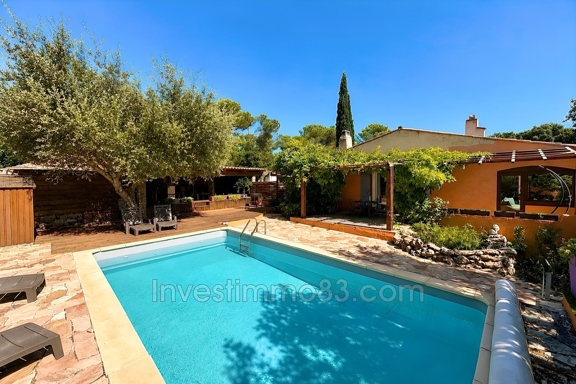 Maison à vendre, 140m², Saint-Maximin-la-Sainte-Baume