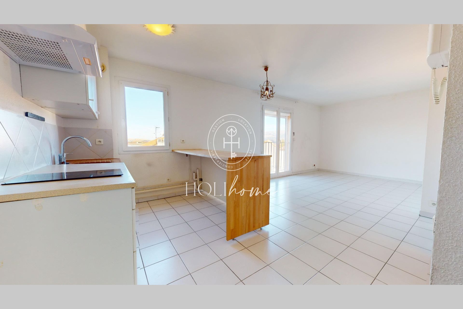 Appartement à louer, 27m², Trets