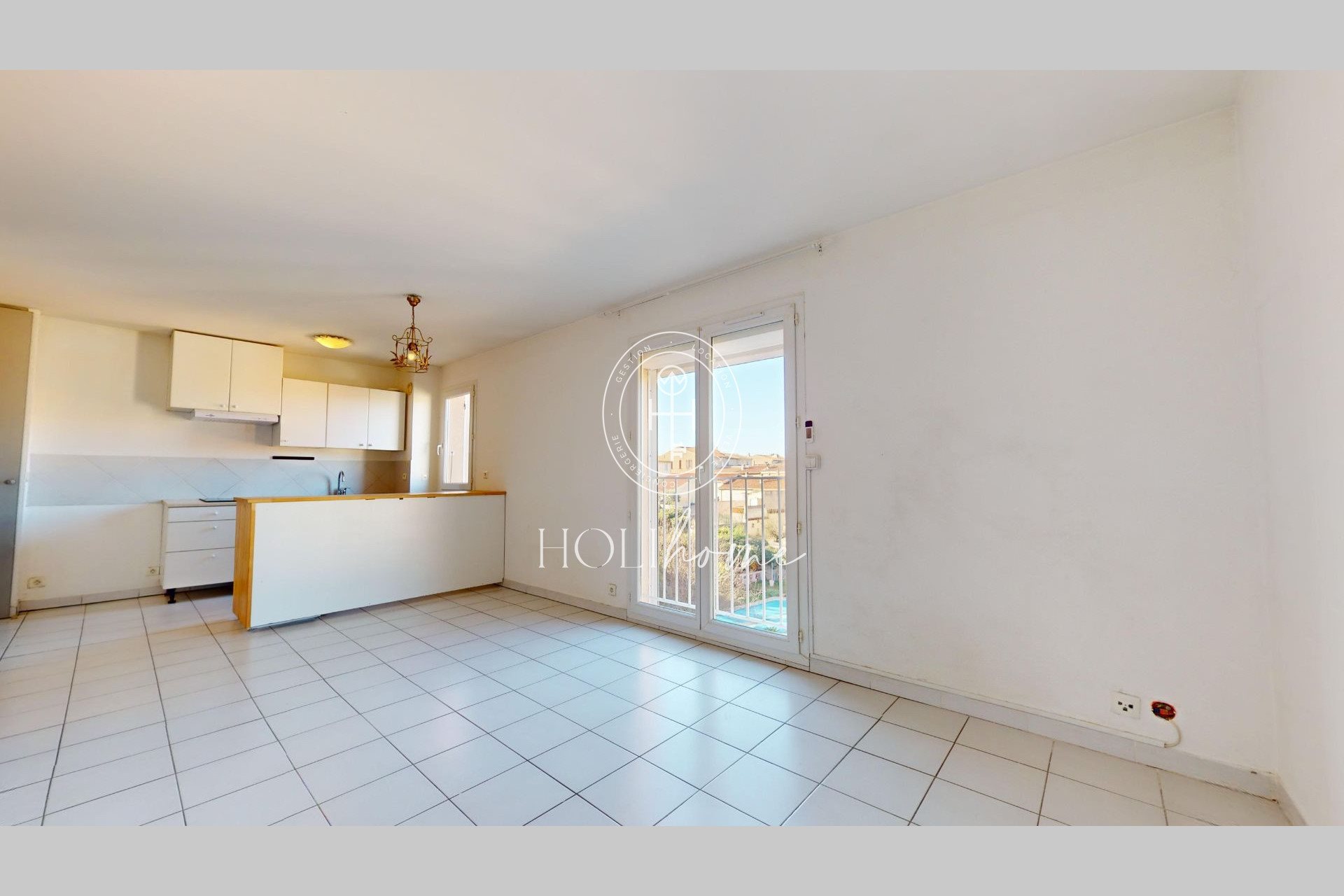 Appartement à louer, 27m², Trets