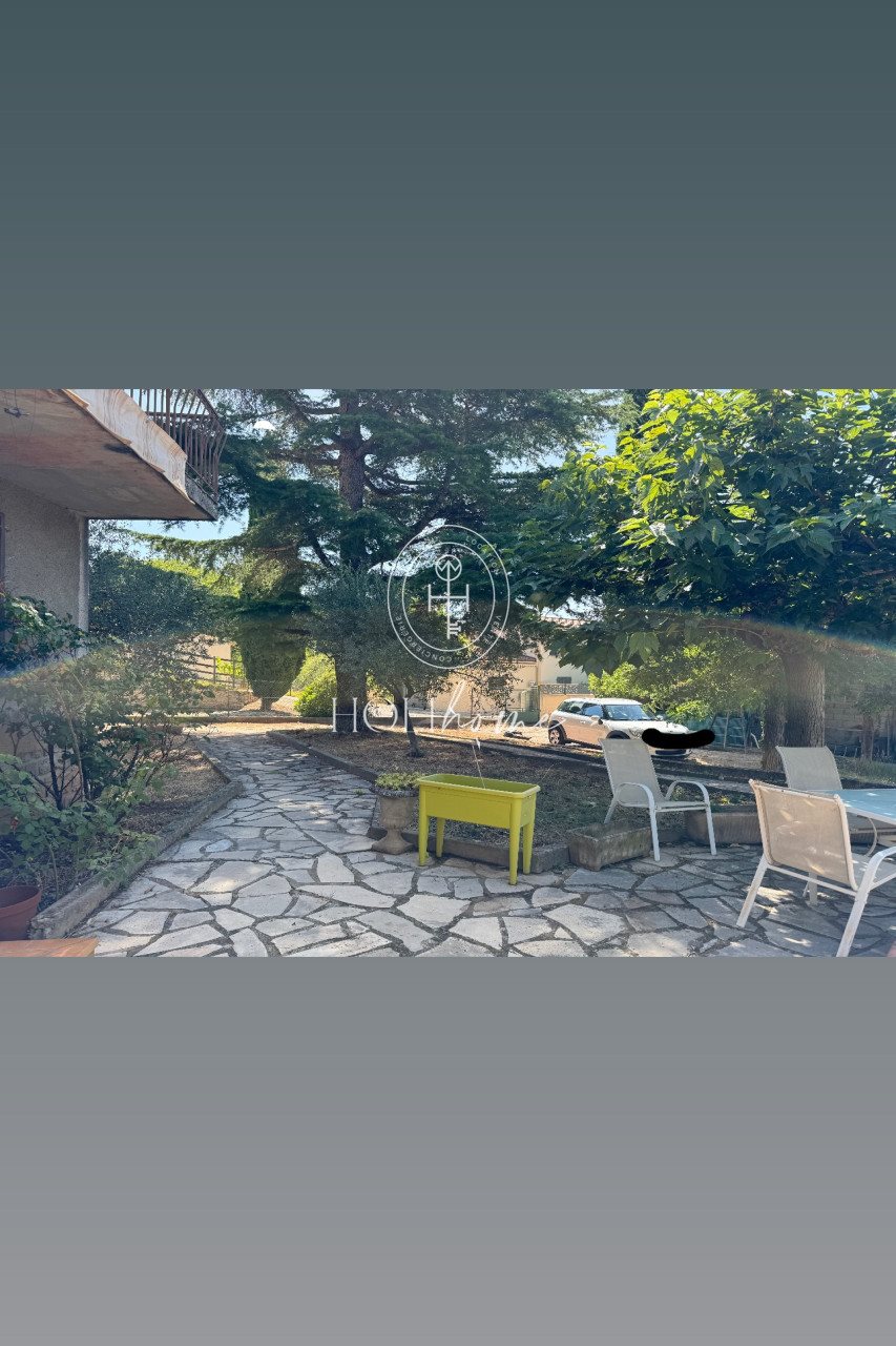 Appartement à louer, 101m², Rousset