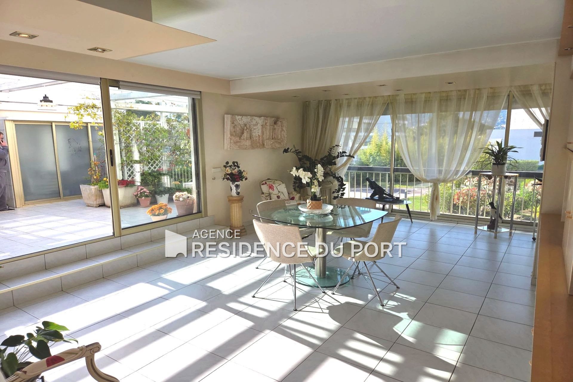 Appartement à vendre, 97m², Mandelieu-la-Napoule