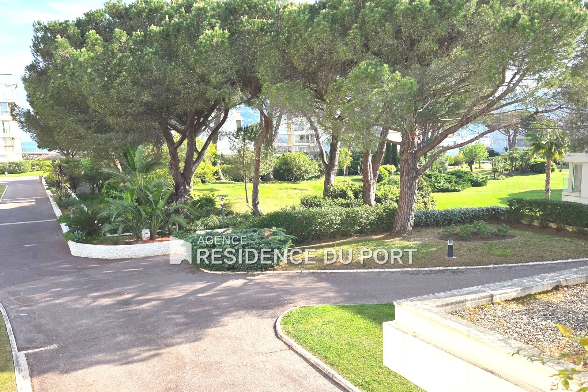 Appartement à vendre, 97m², Mandelieu-la-Napoule