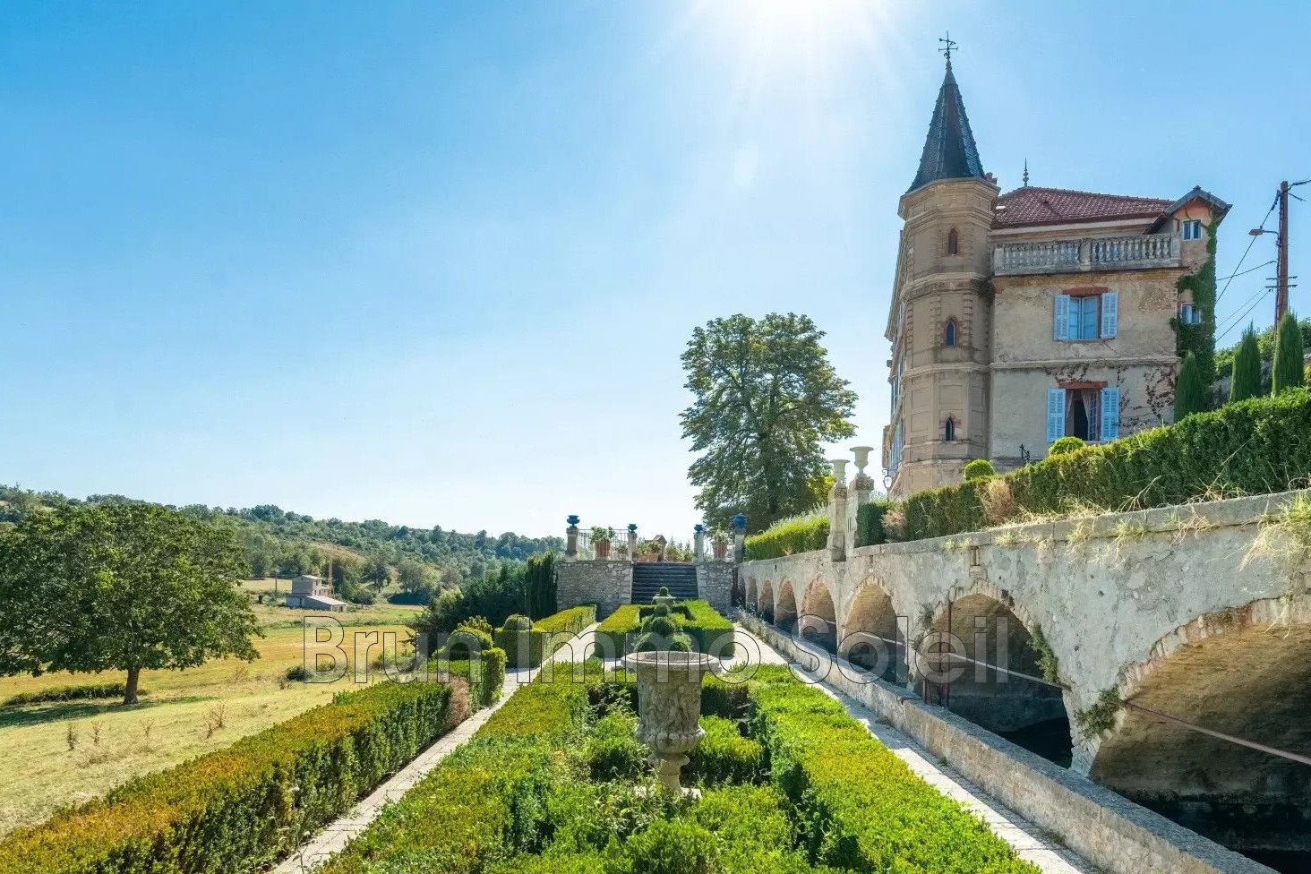 Maison à vendre, 904m², Valensole