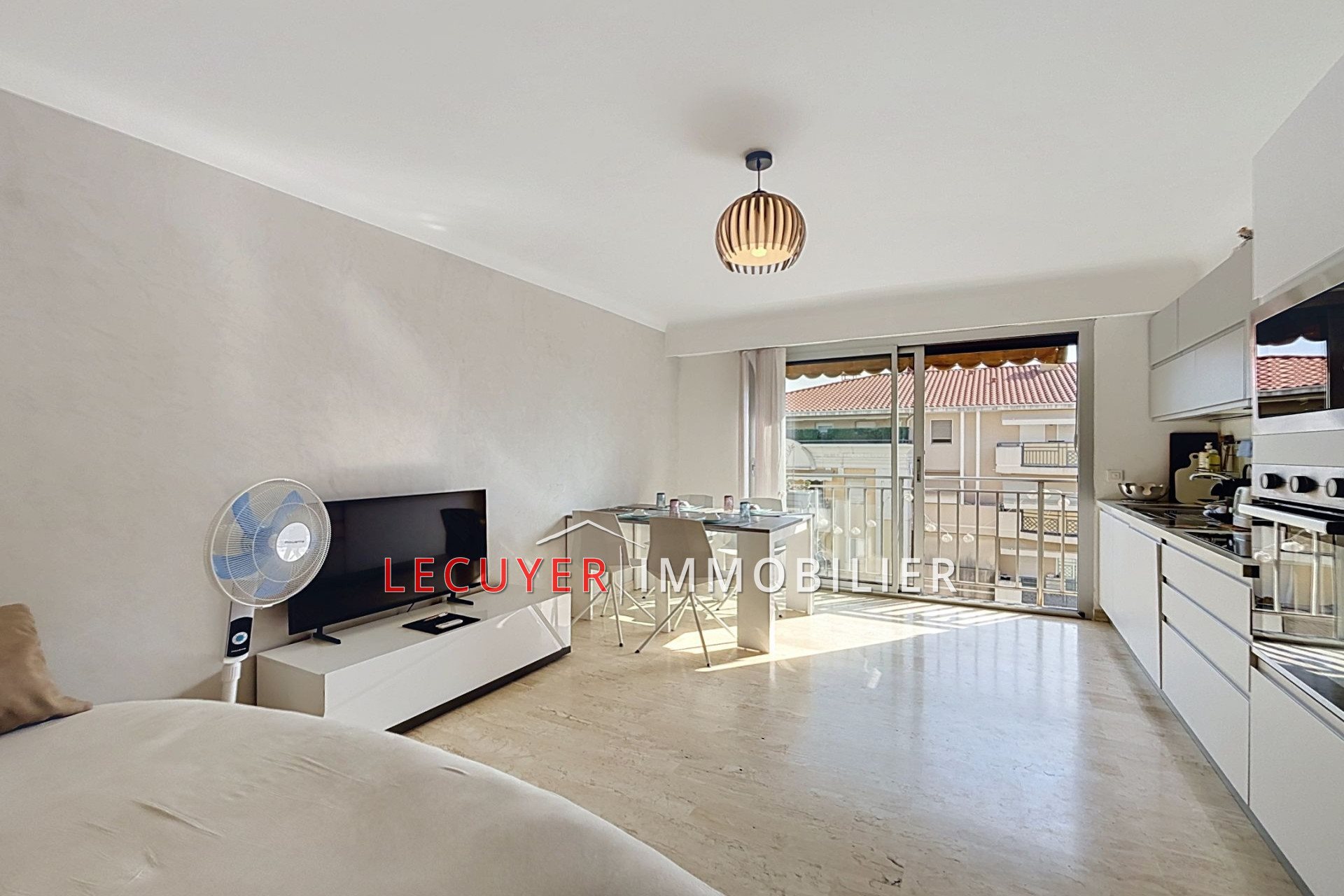 Appartement à louer, 50m², Golfe-Juan