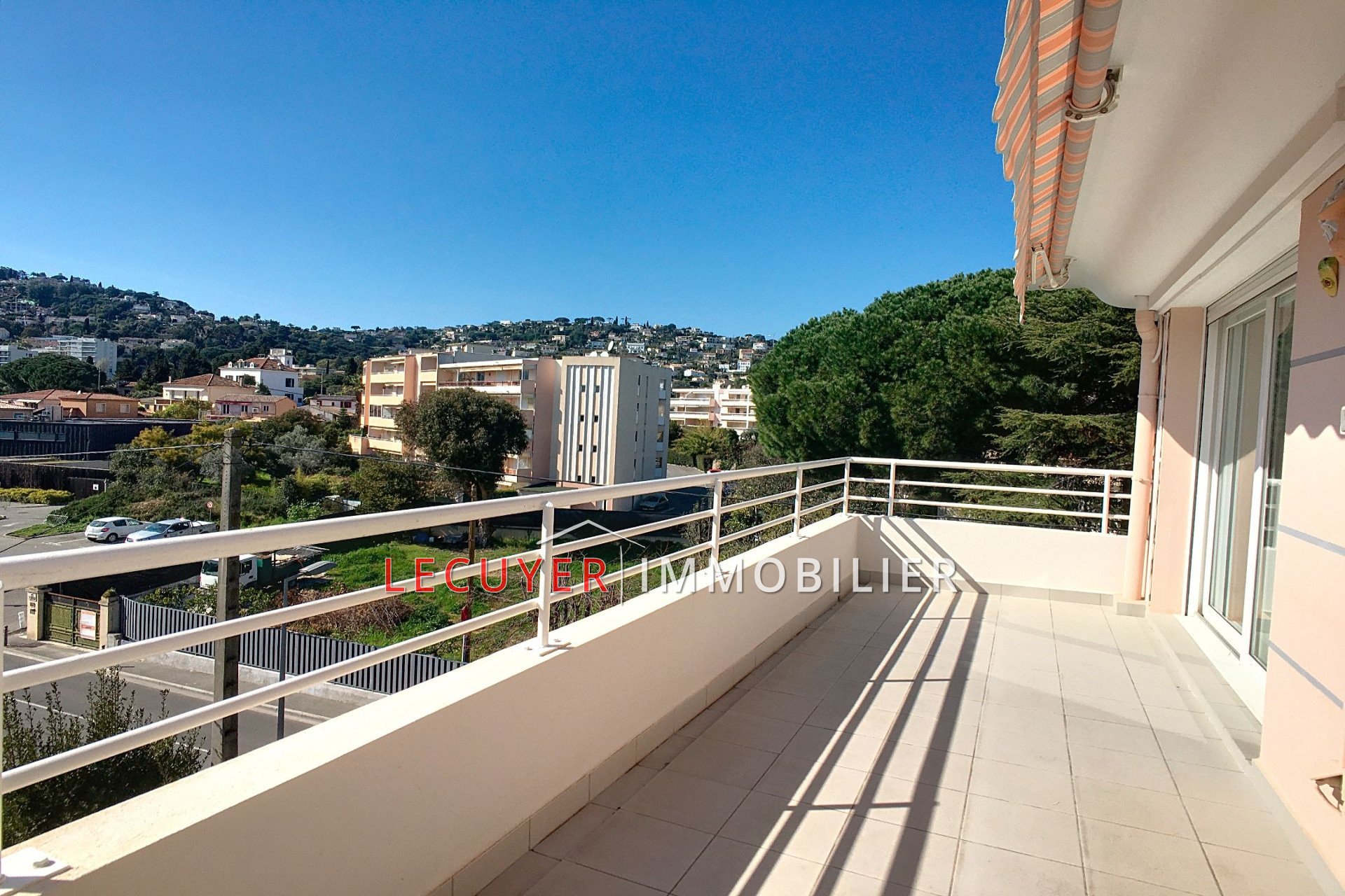 Appartement à louer, 64m², Golfe-Juan