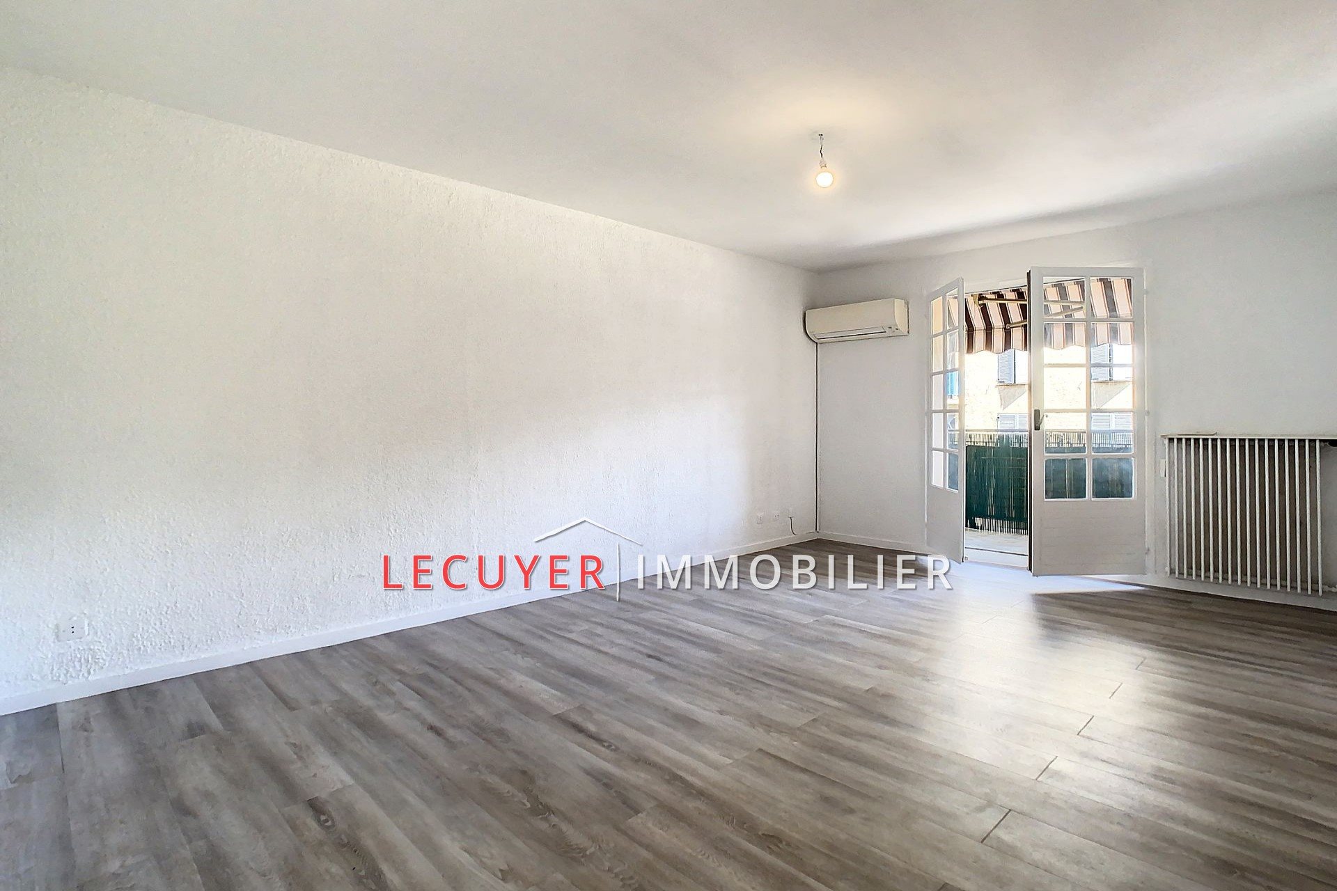 Appartement à louer, 67m², Vallauris