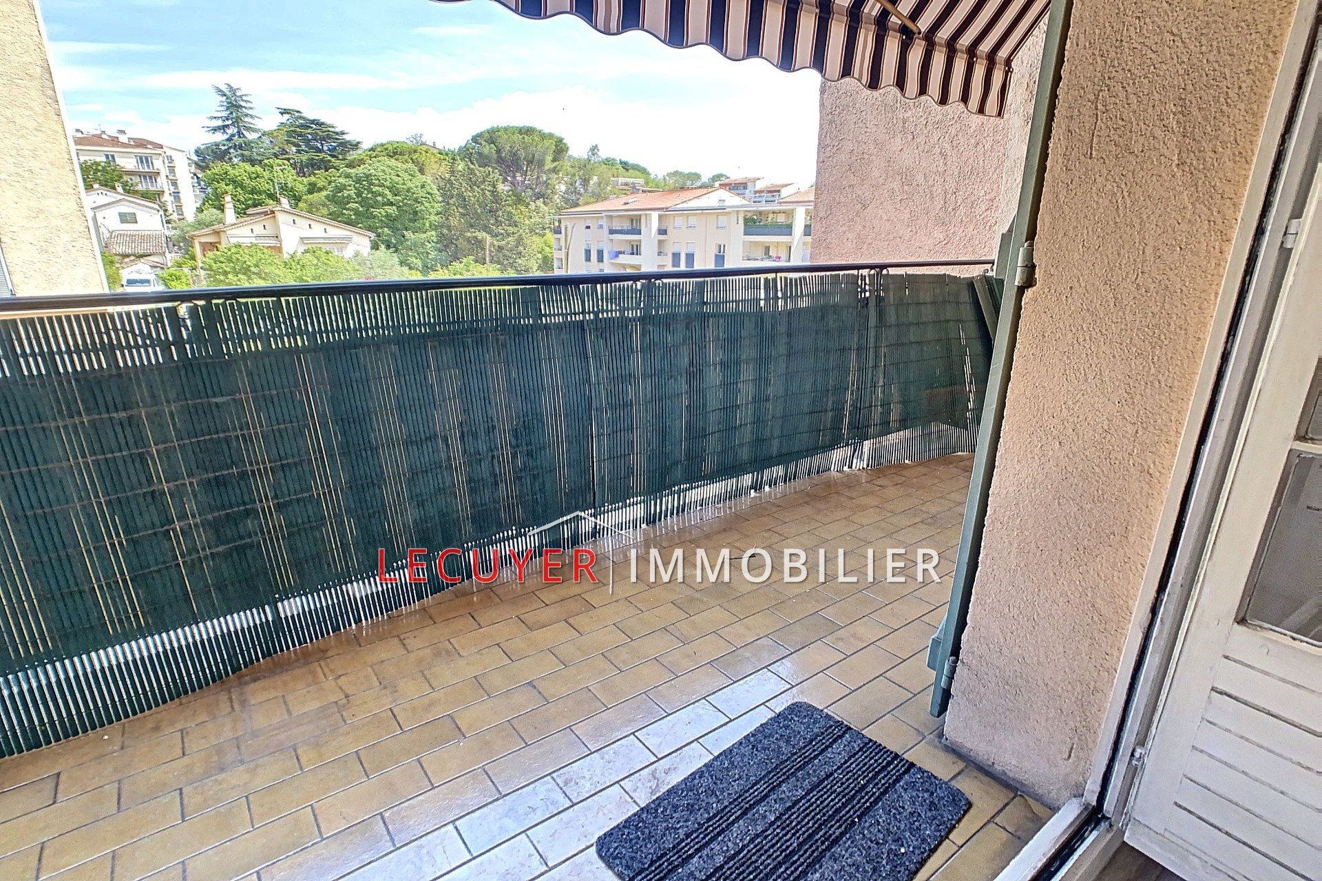 Appartement à louer, 67m², Vallauris