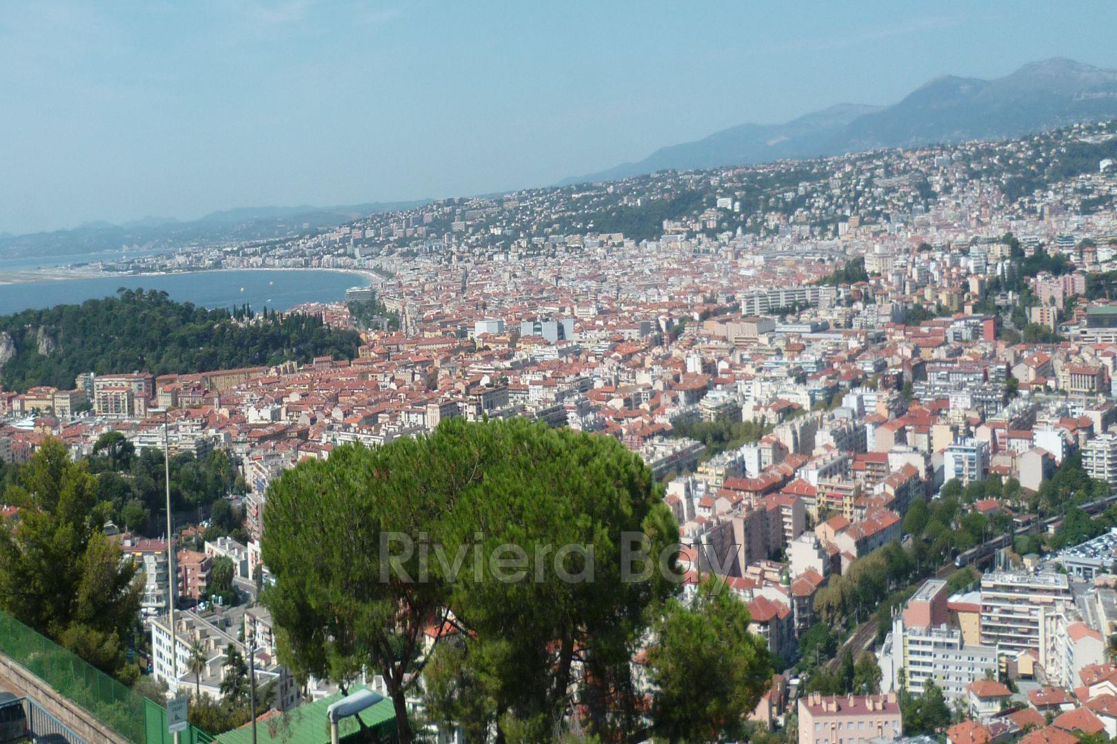 Appartement à louer, 93m², Nice