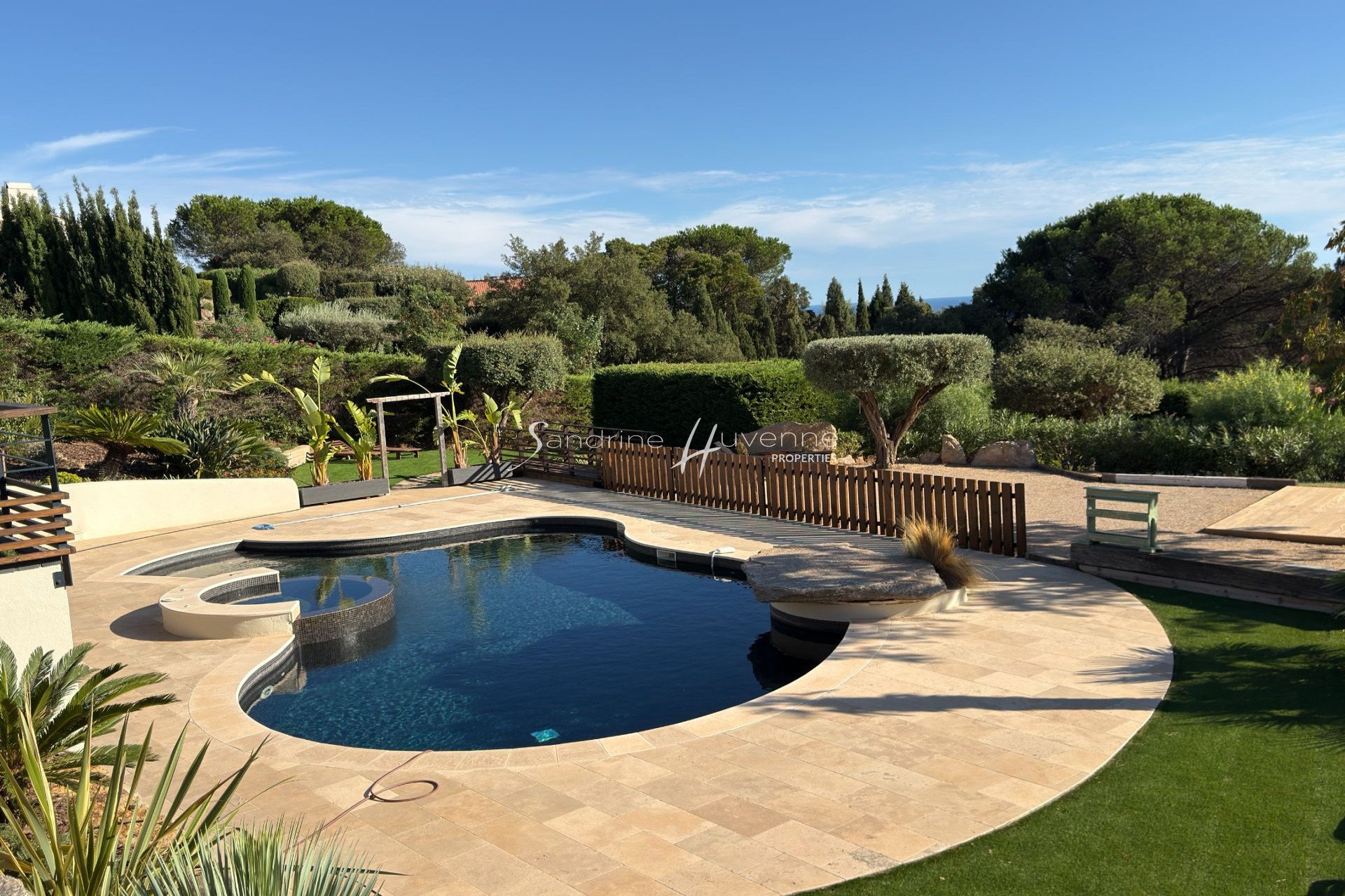 Maison à vendre, 250m², La Croix-Valmer