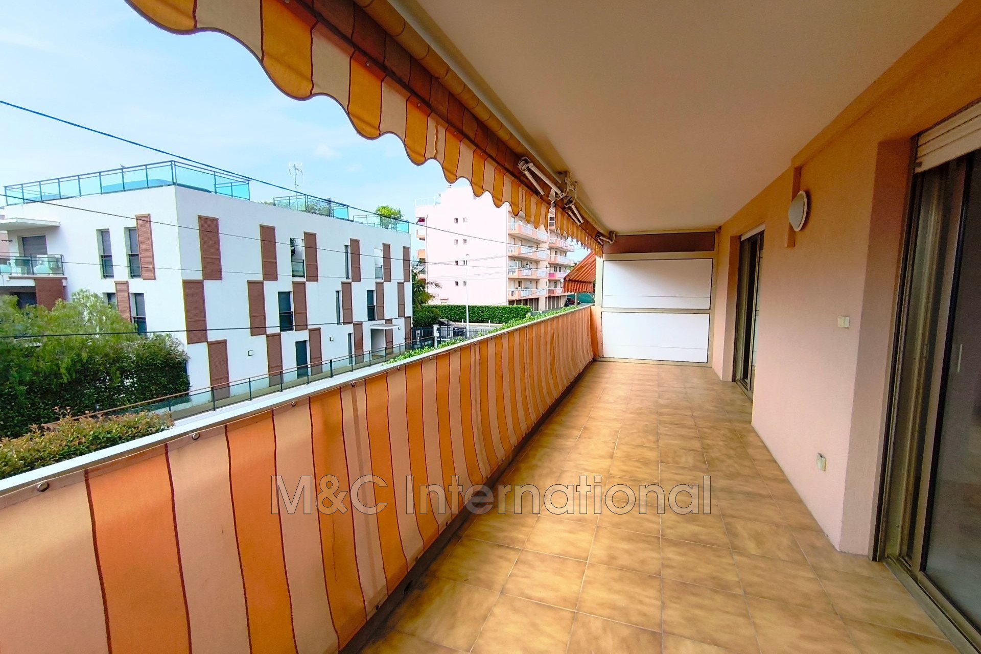 Appartement à vendre, 66m², Juan-les-Pins