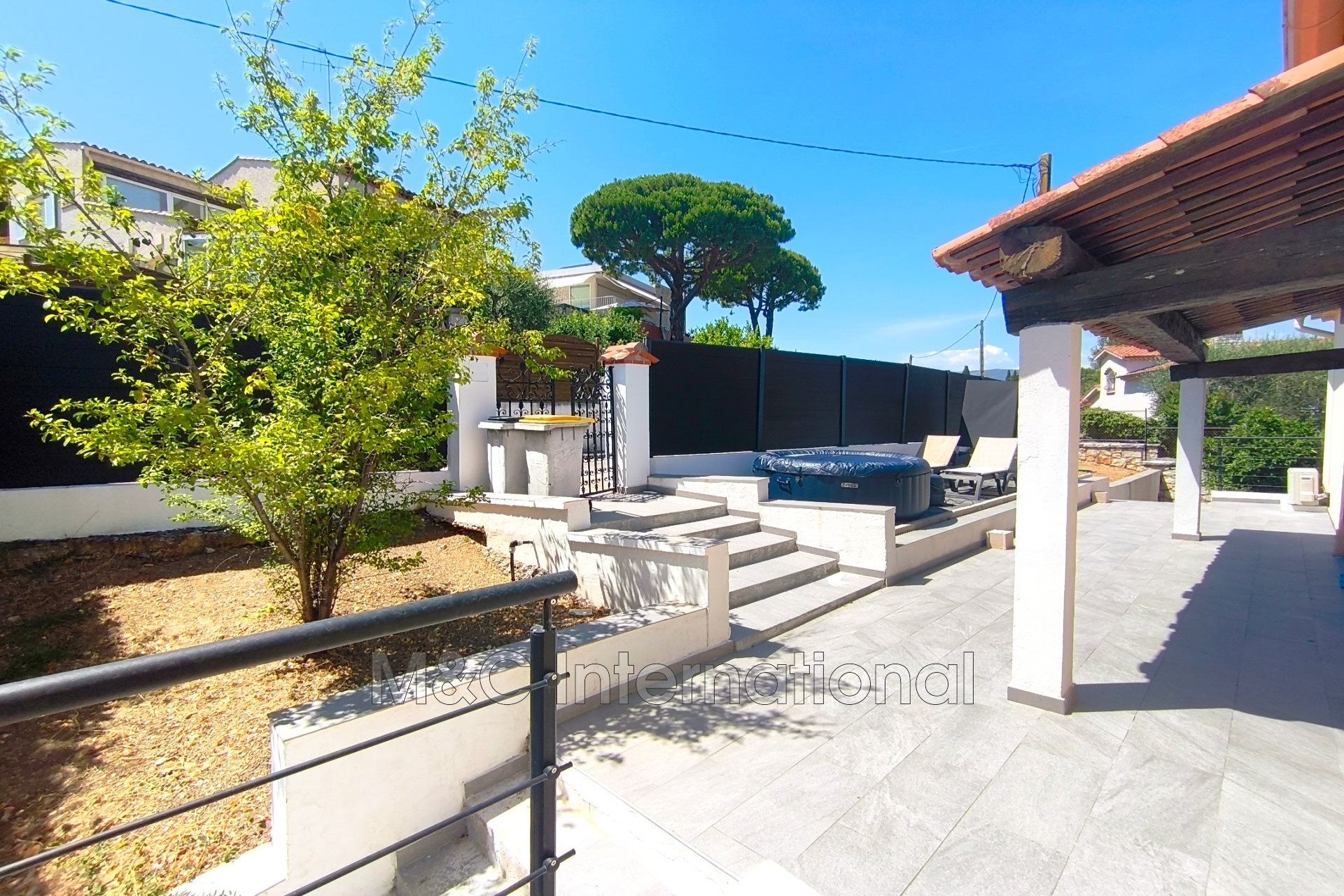 Maison à vendre, 117m², Cagnes-sur-Mer