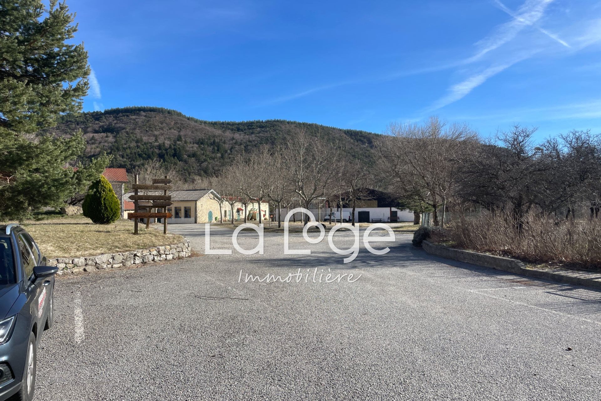 Maison à vendre, 1238m², Aspres-sur-Buëch
