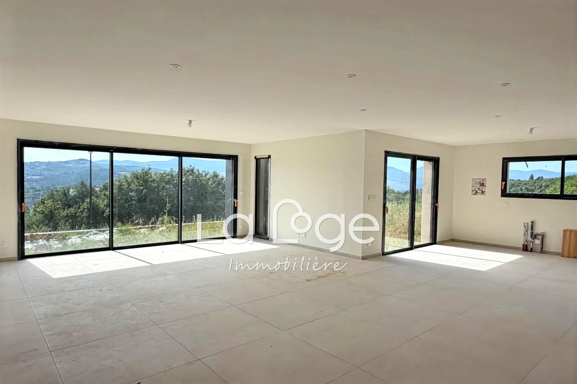 Maison à vendre, 131m², Neffes