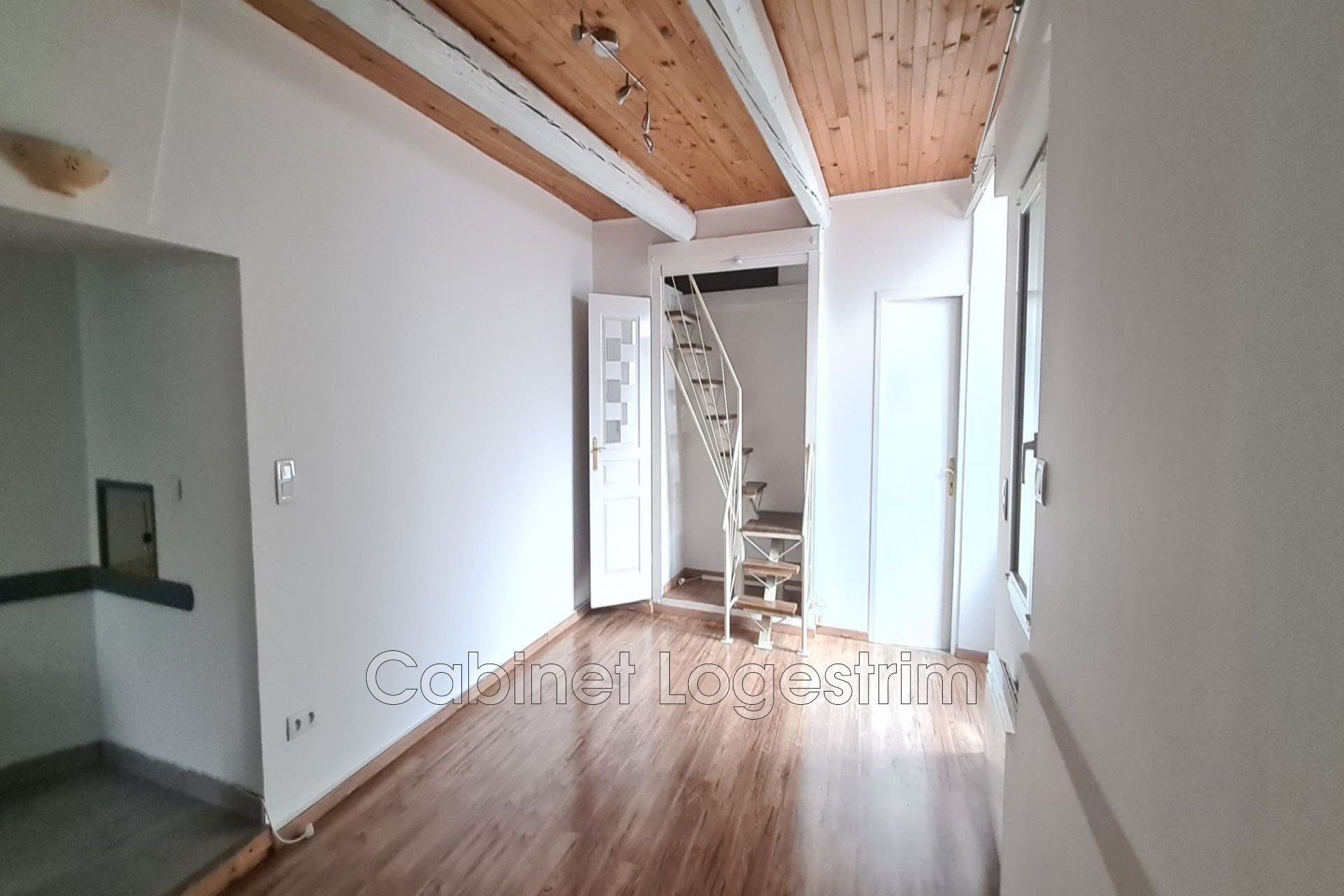 Maison à louer, 48m², Bernis