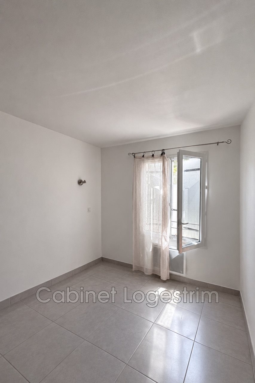 Maison à louer, 53m², Bernis