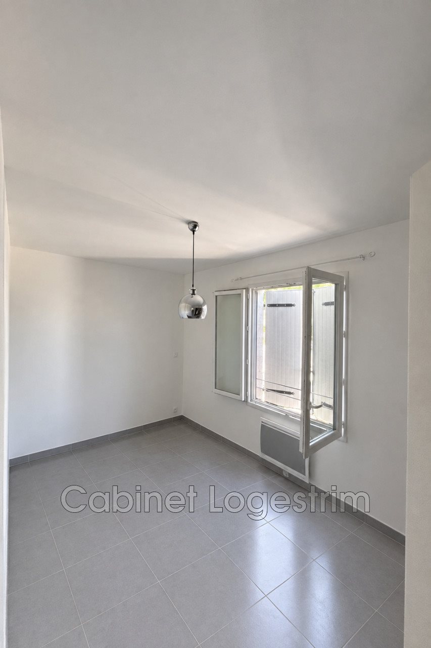 Maison à louer, 53m², Bernis