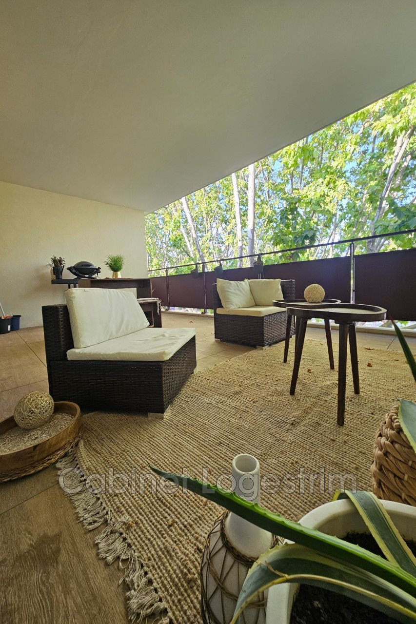Appartement à louer, 49m², Bernis