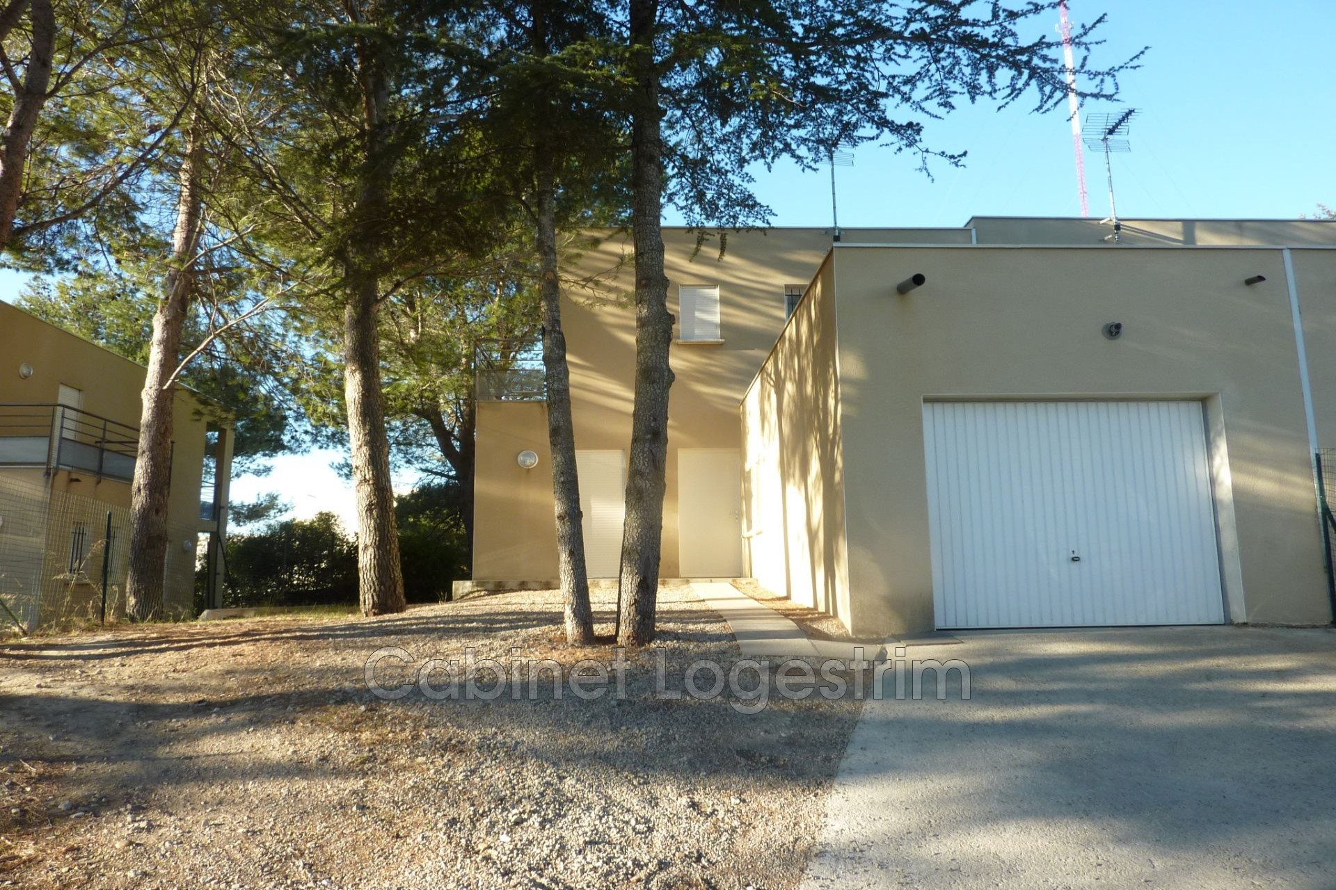 Maison à louer, 95m², Nîmes