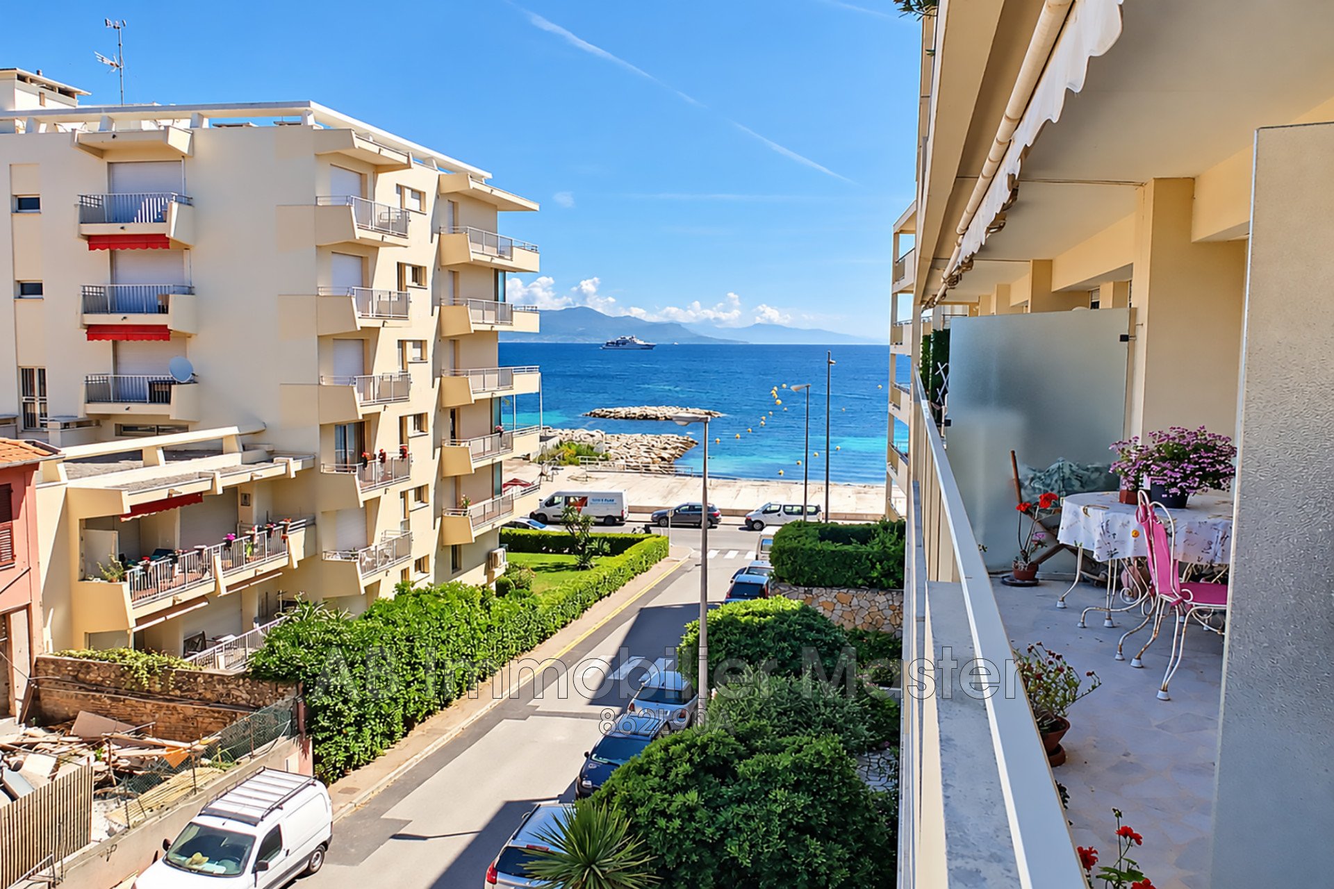 Appartement à louer, 27m², Antibes