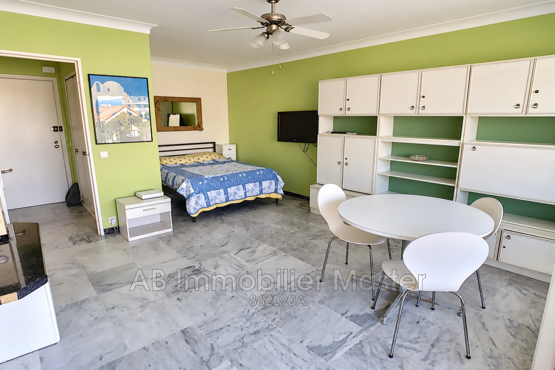 Appartement à louer, 27m², Antibes