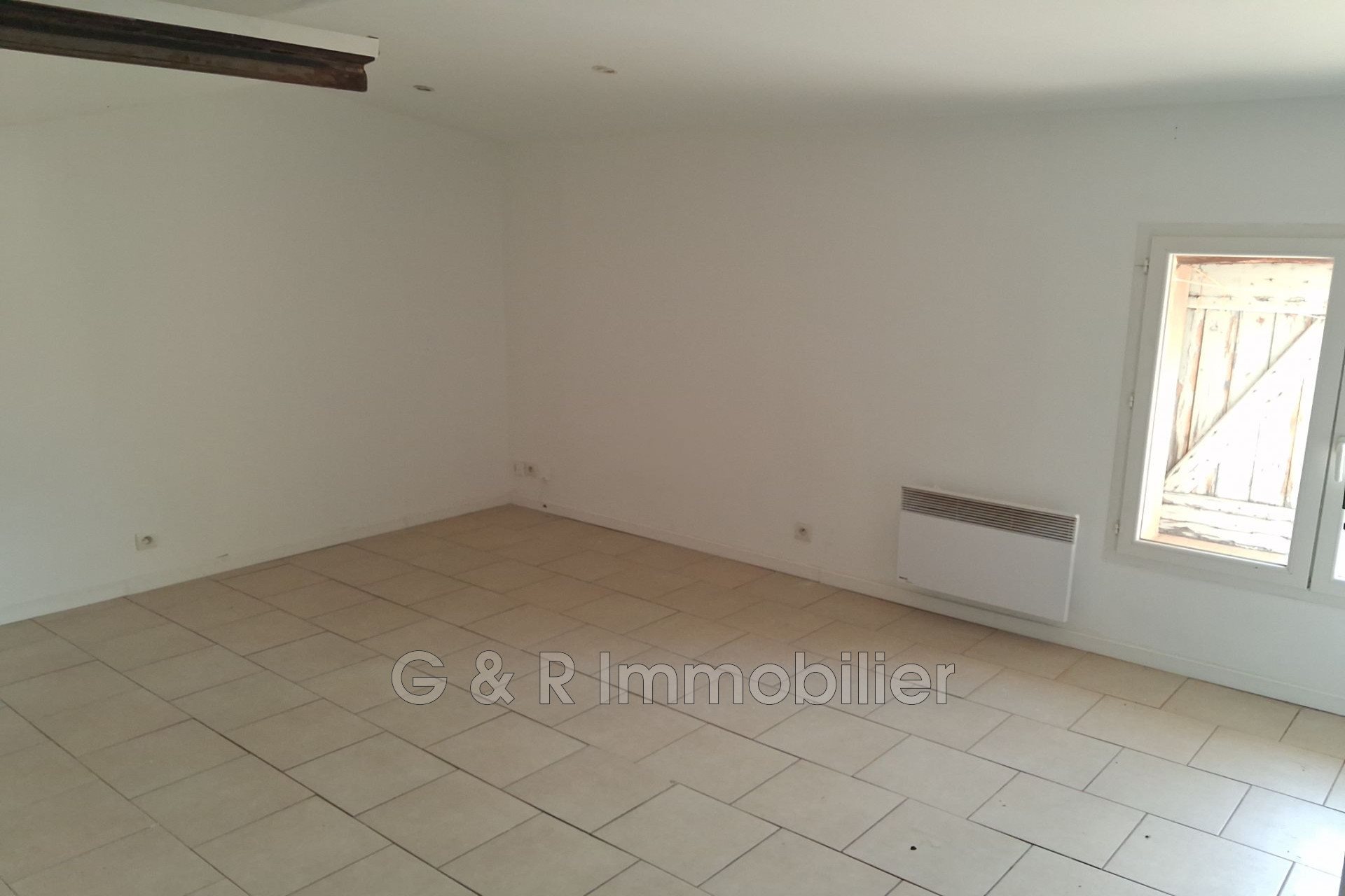 Appartement à louer, 32m², La Bouilladisse