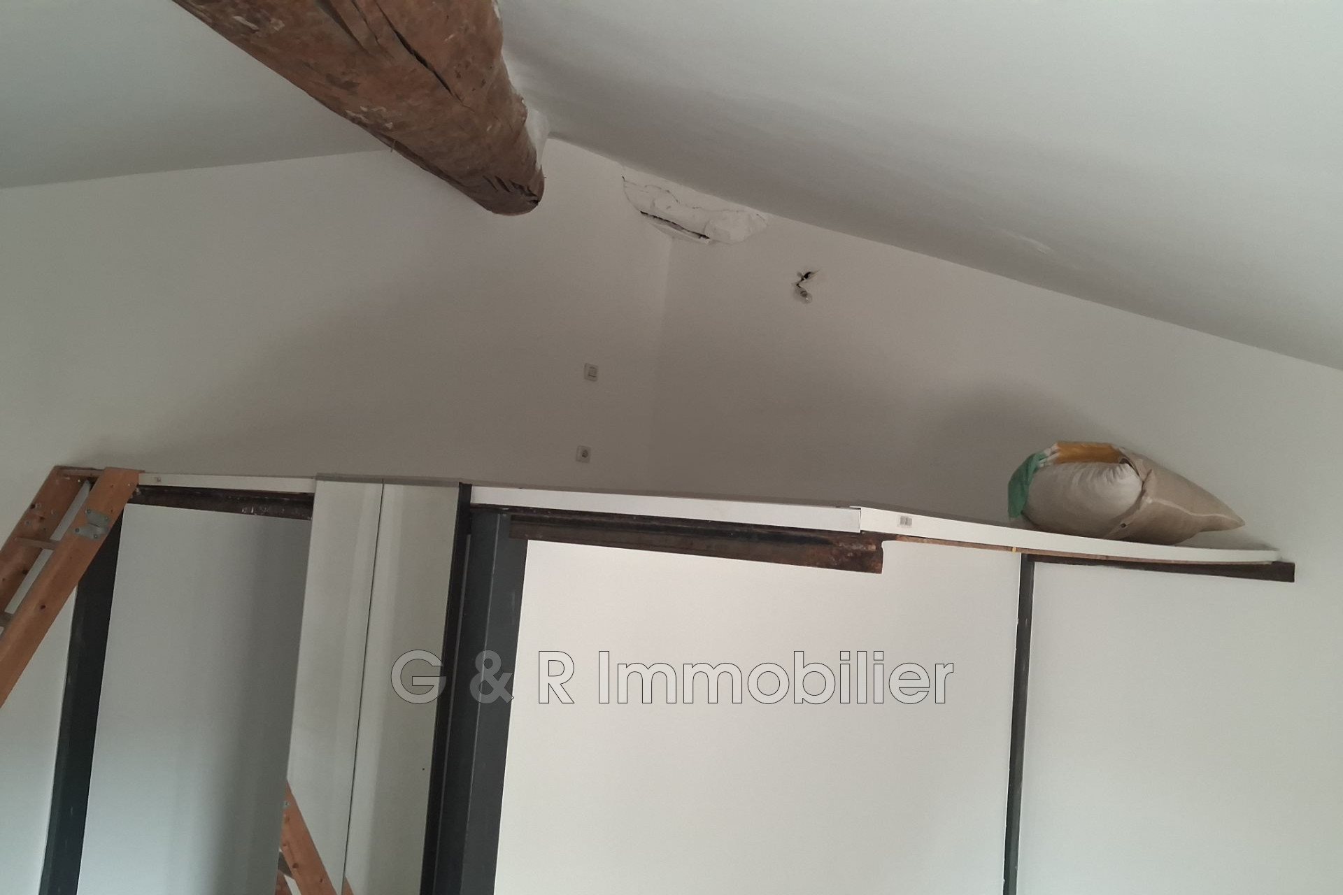 Appartement à louer, 32m², La Bouilladisse