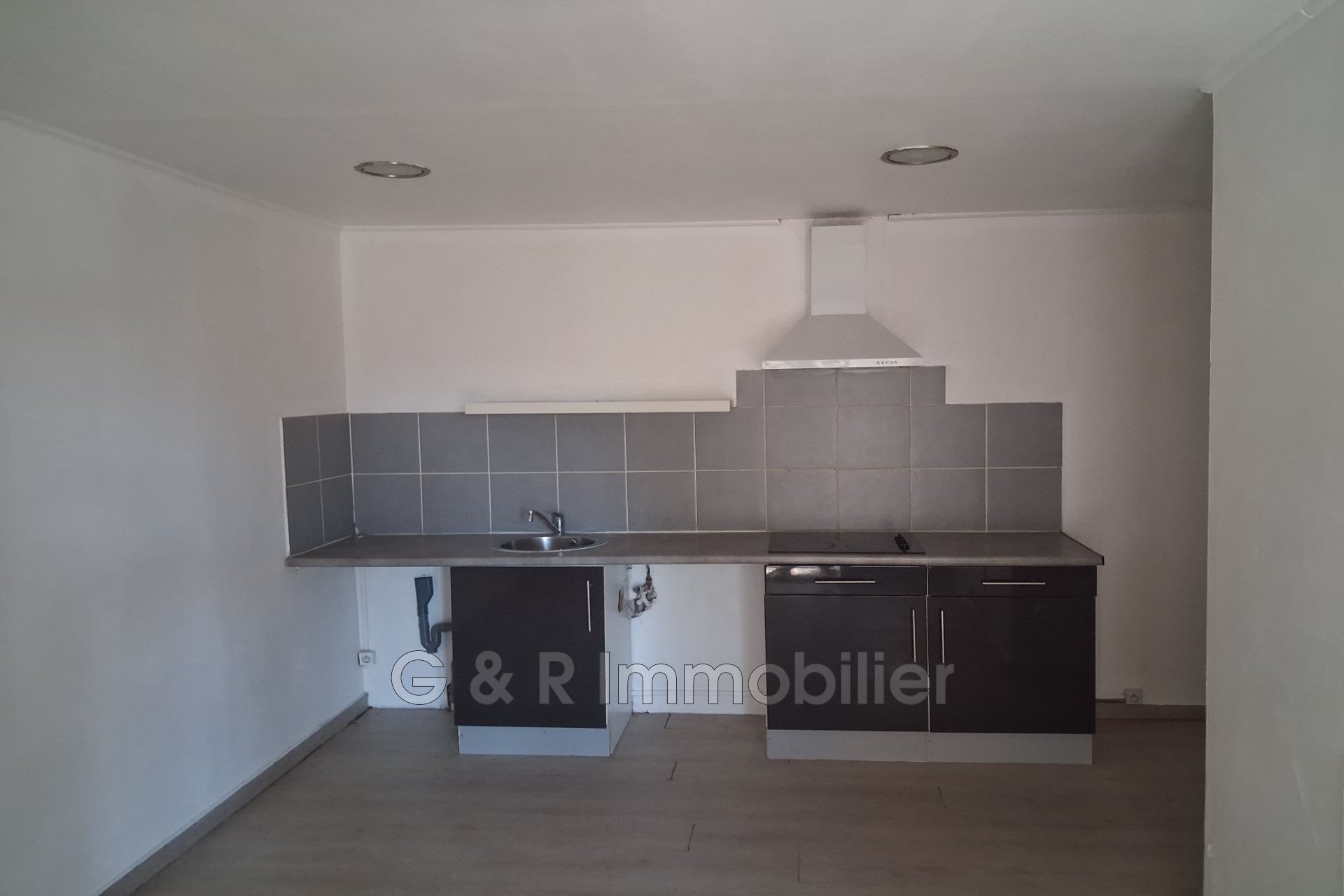 Maison à louer, 46m², La Bouilladisse