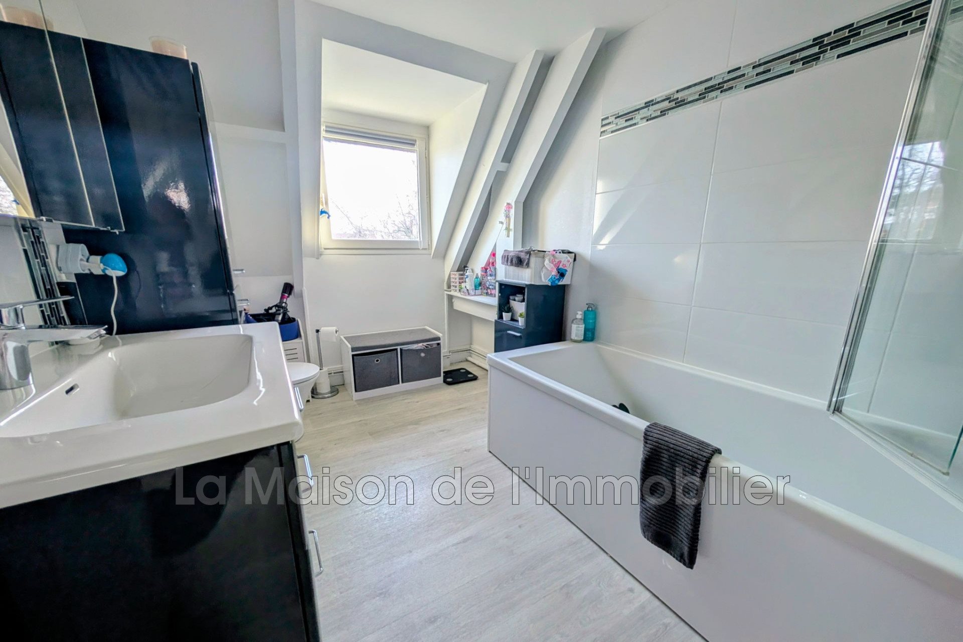 Maison à vendre, 122m², Tourville-la-Rivière